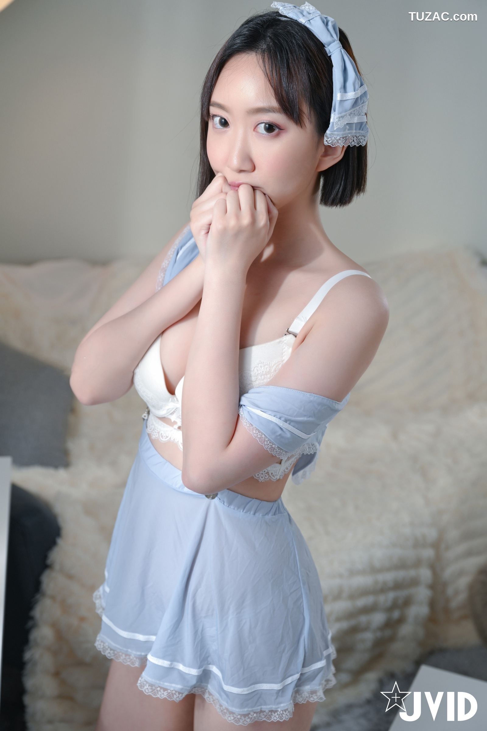 JVID-Zoe-来我家自习的邻居小妹妹