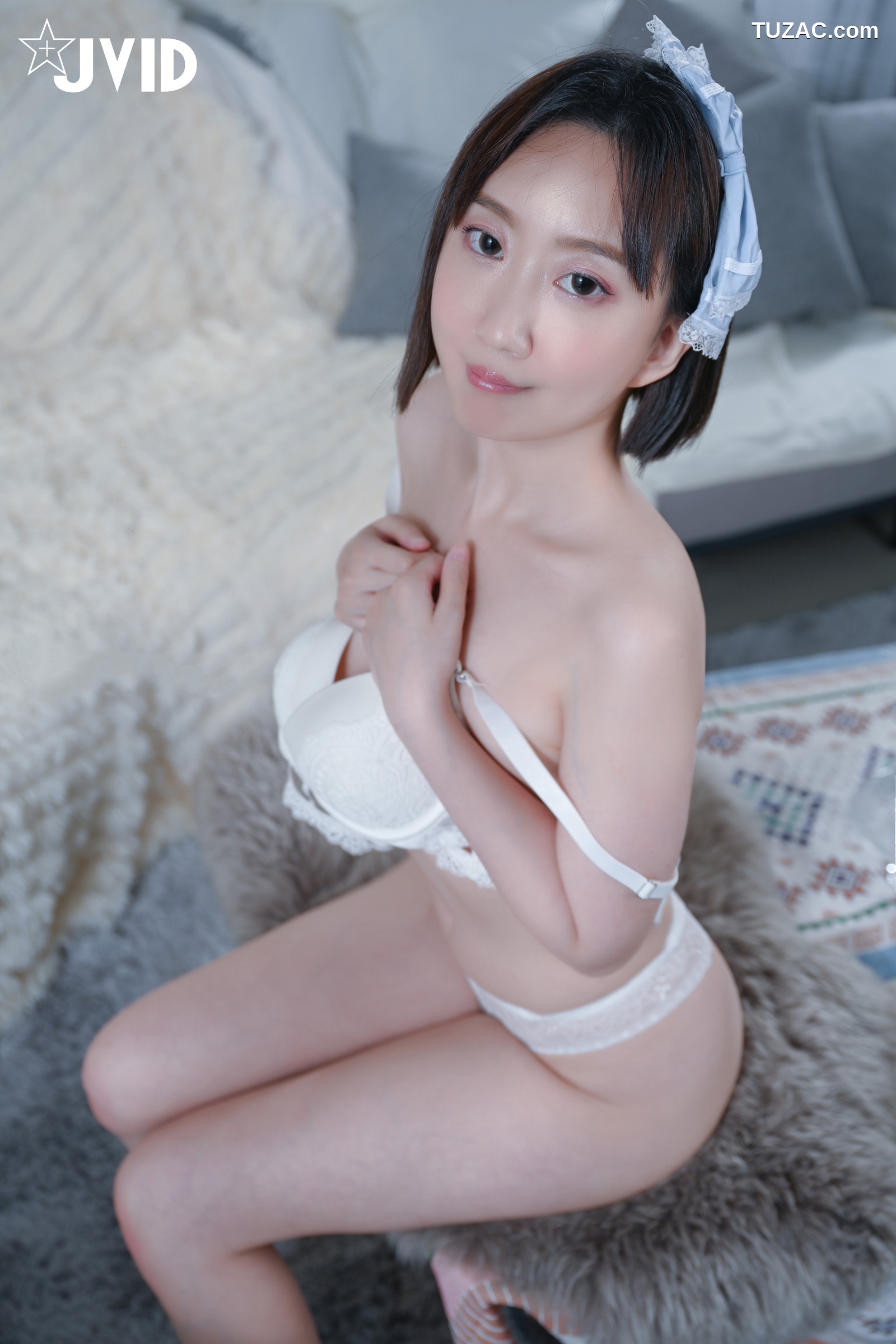 JVID-Zoe-来我家自习的邻居小妹妹