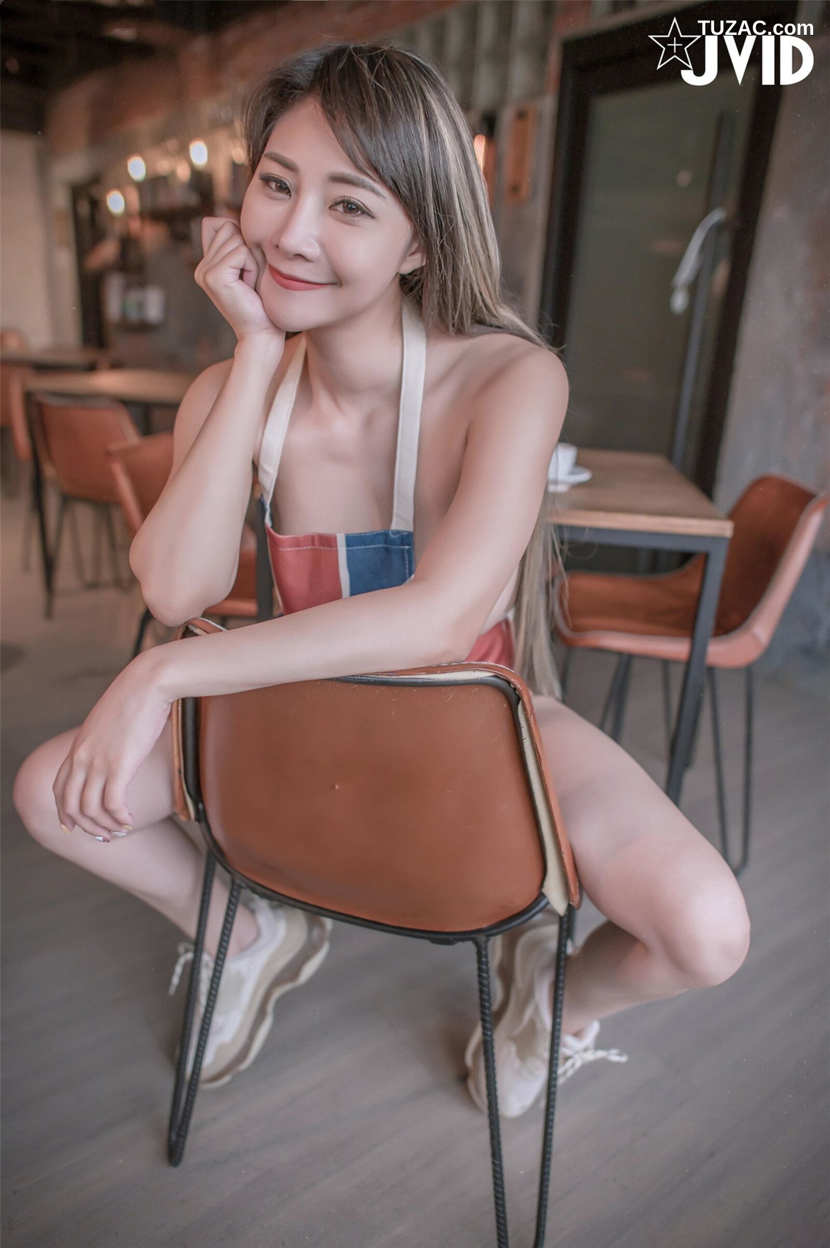 JVID-乐乐-寂寞旅人咖啡馆围裙