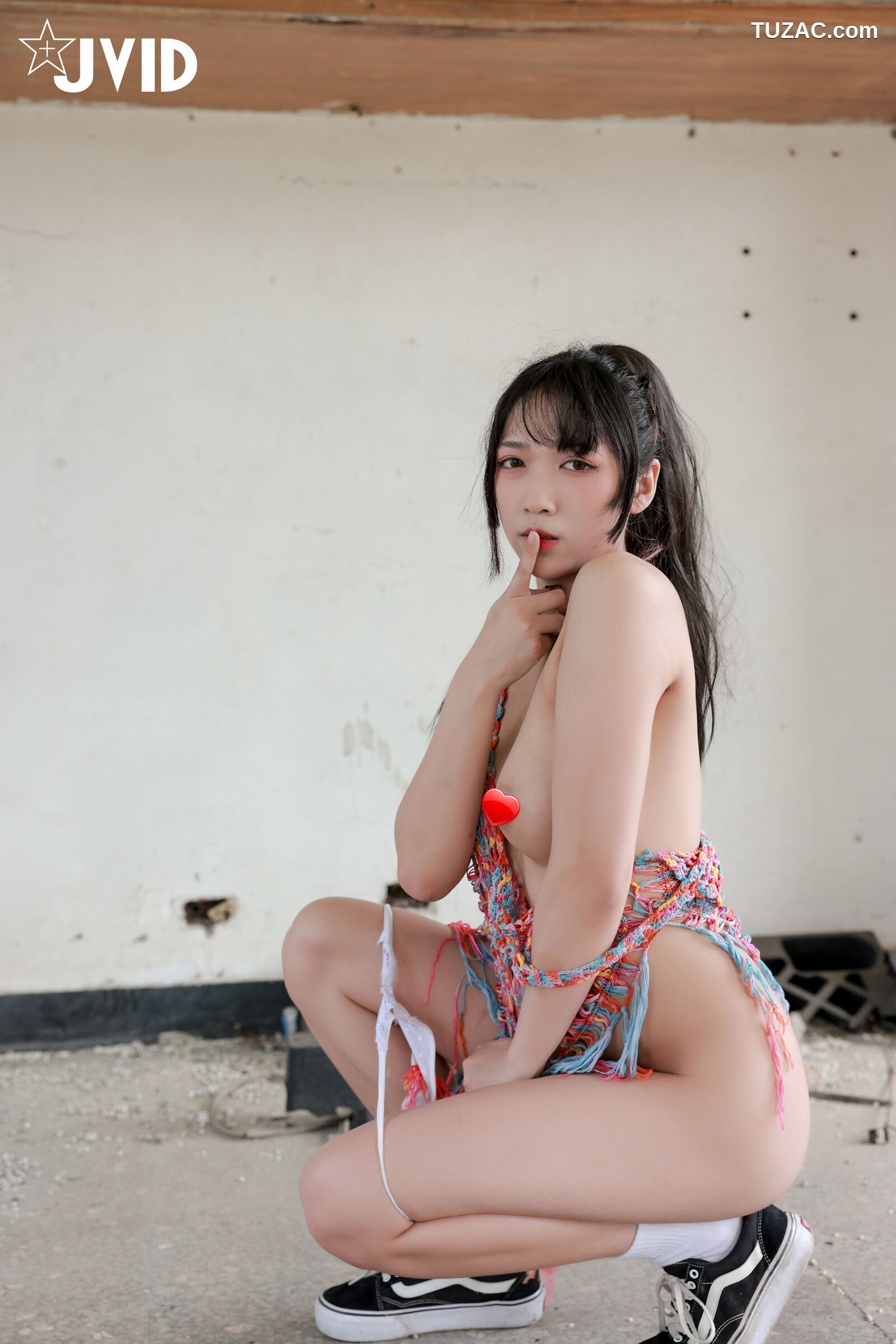 JVID-吴紫欣-野外露出-All-Exposed-In-The-Wild