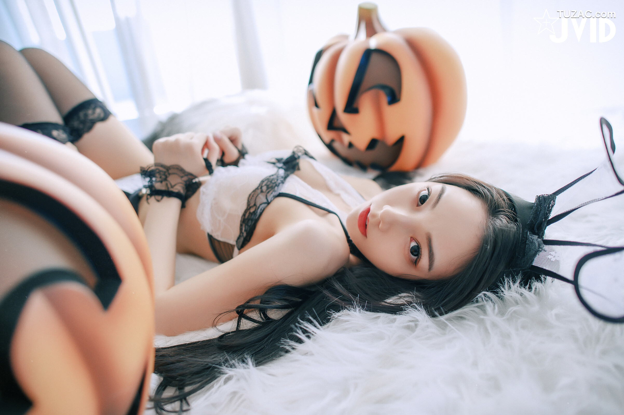JVID-啾啾-万圣节特辑-Halloween-Special-Is-Wonderful-First-Time-Demon-2022.10.28