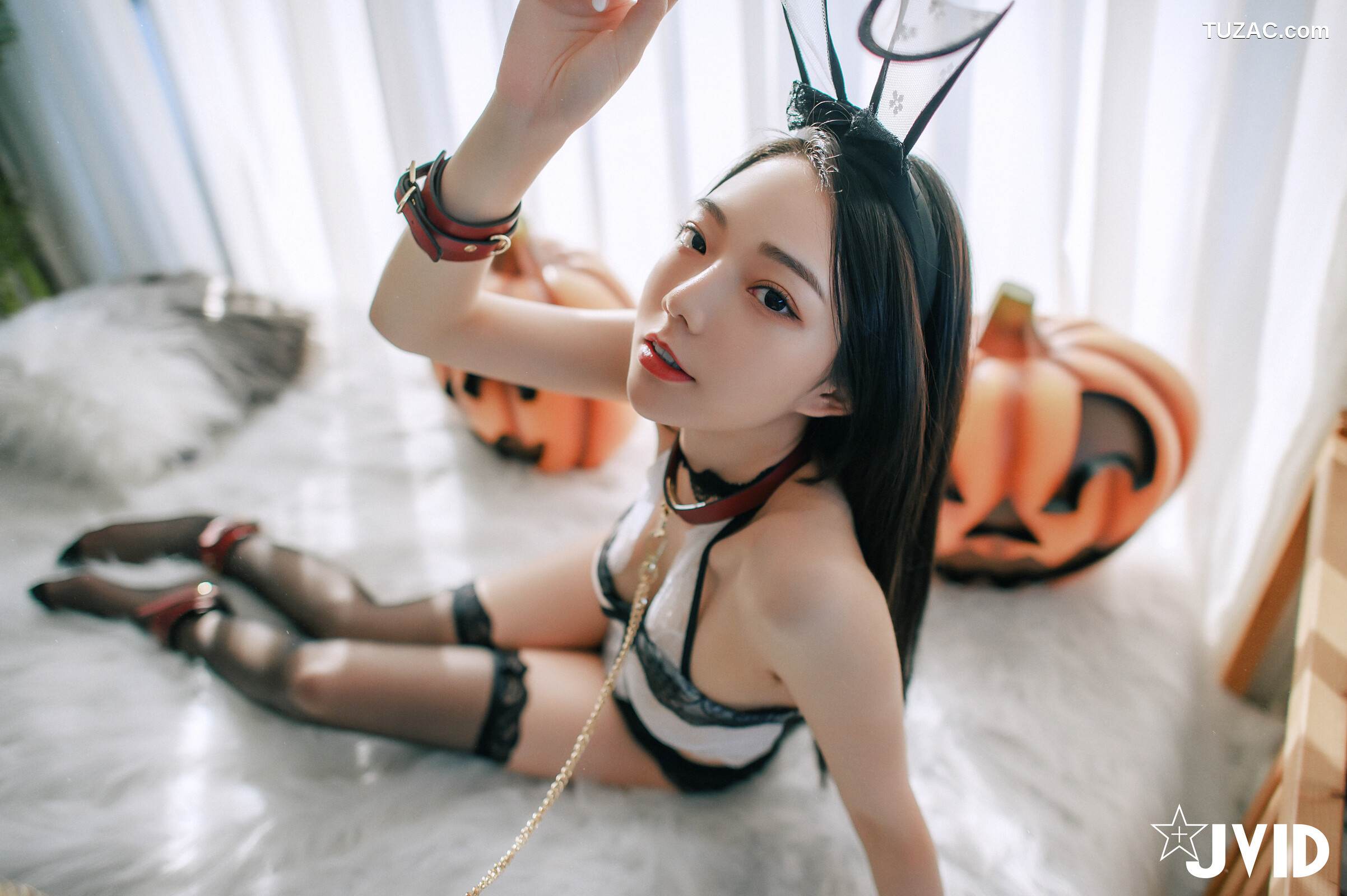 JVID-啾啾-万圣节特辑-Halloween-Special-Is-Wonderful-First-Time-Demon-2022.10.28