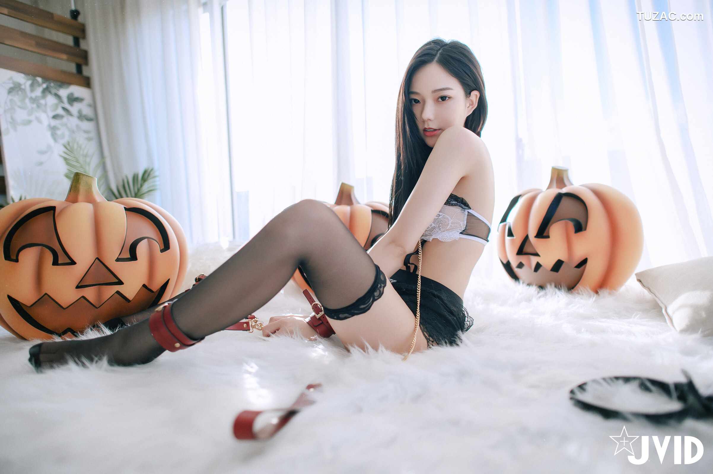 JVID-啾啾-万圣节特辑-Halloween-Special-Is-Wonderful-First-Time-Demon-2022.10.28