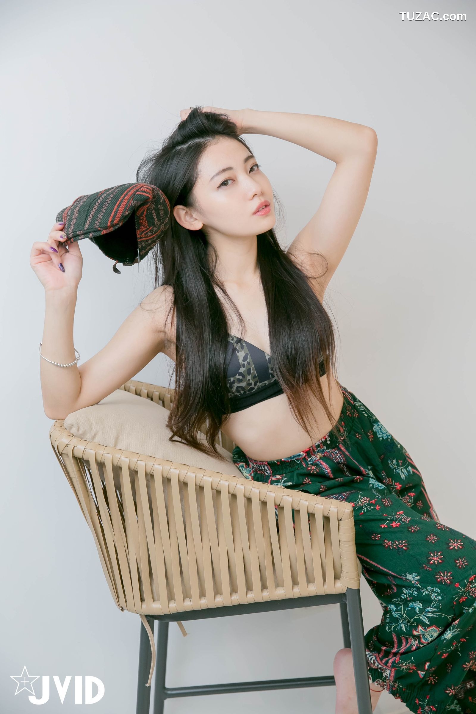 JVID-夏暮光-私底下穿著就讓人喜歡的性格美女