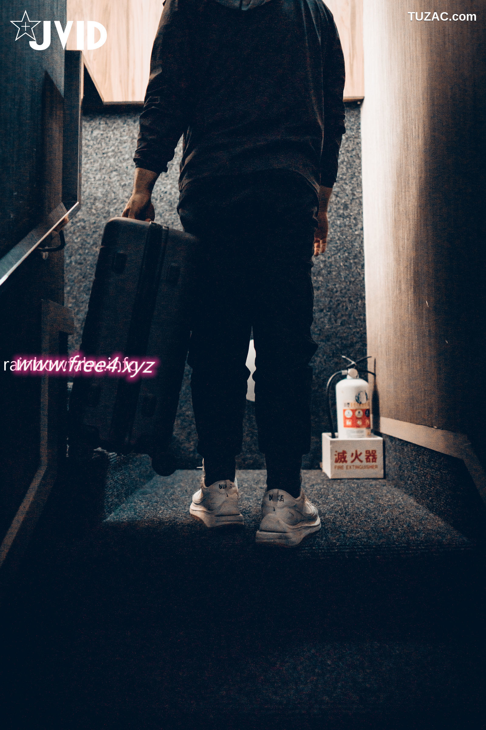 JVID-妍妍-果寶寶-万圣节典籍-不给阳具就捣蛋