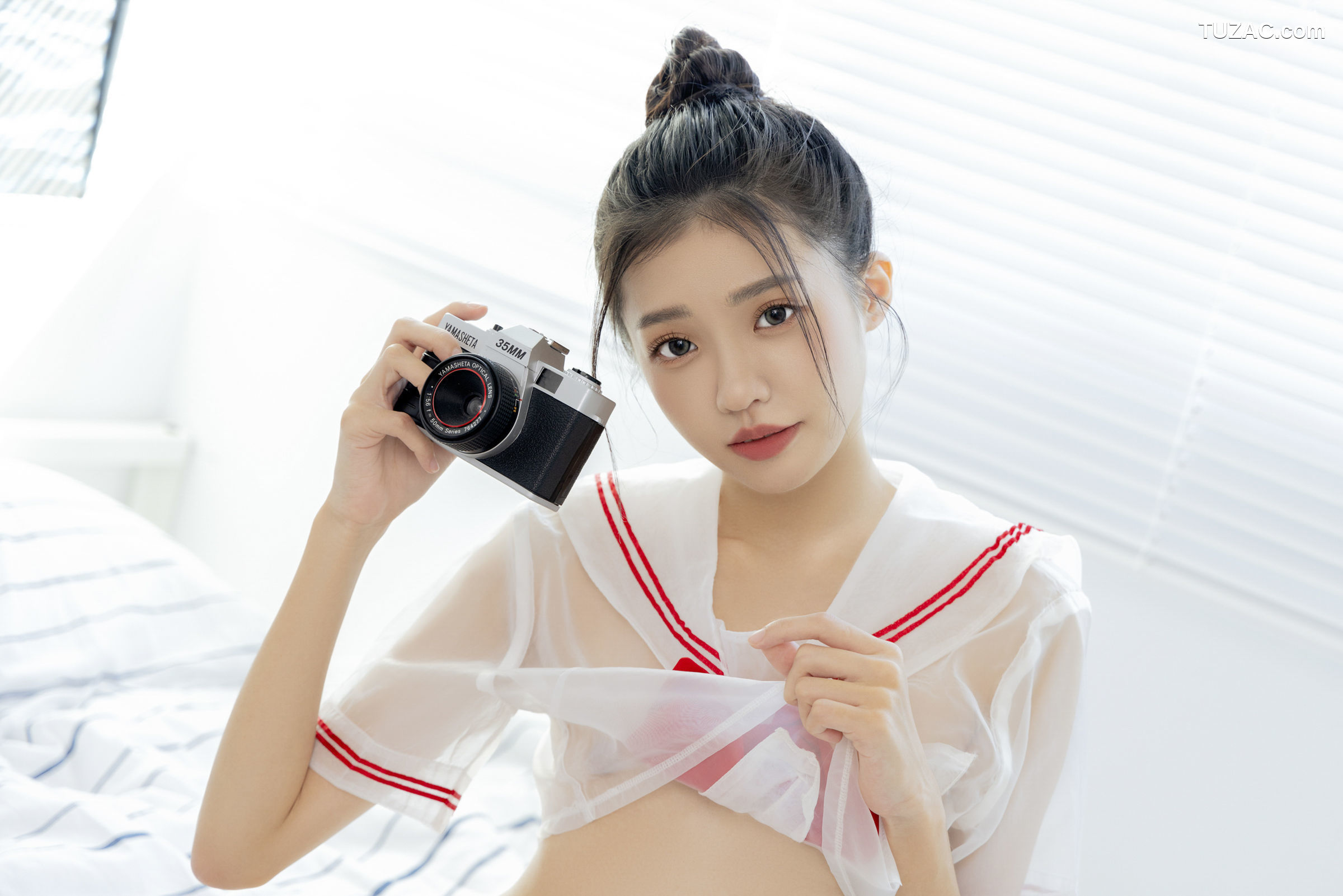 JVID-妍妍-电竞少女-超可愛微乳美少女-第一次的性感開發-Exploring-the-secret-of-body-in-adolescence-JVID月刊写真201-2023.01.12