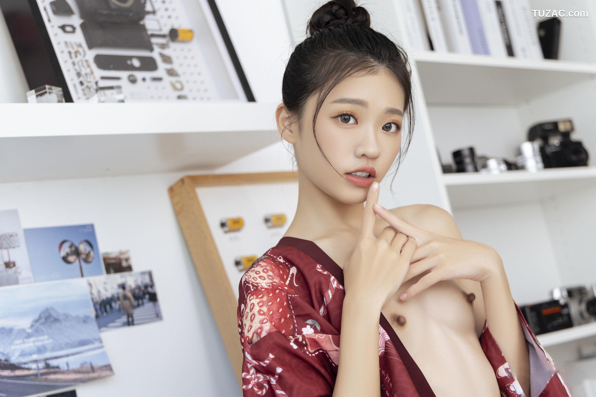 JVID-妍妍-电竞少女-超可愛微乳美少女-第一次的性感開發-Exploring-the-secret-of-body-in-adolescence-JVID月刊写真201-2023.01.12