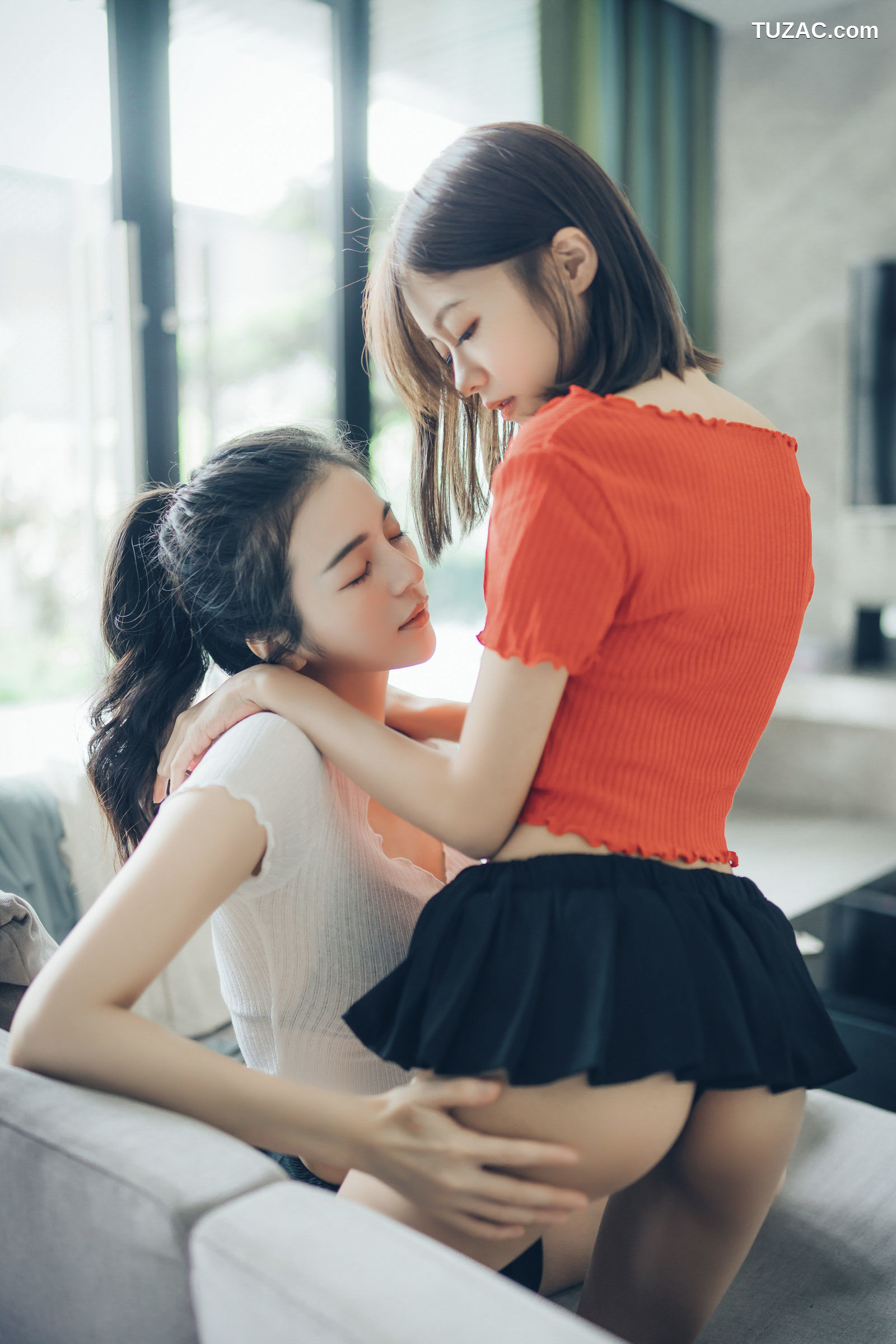 JVID-妍妍-辰辰-好色萝莉和巨乳御姐-百合开发初体验-2021.08.06