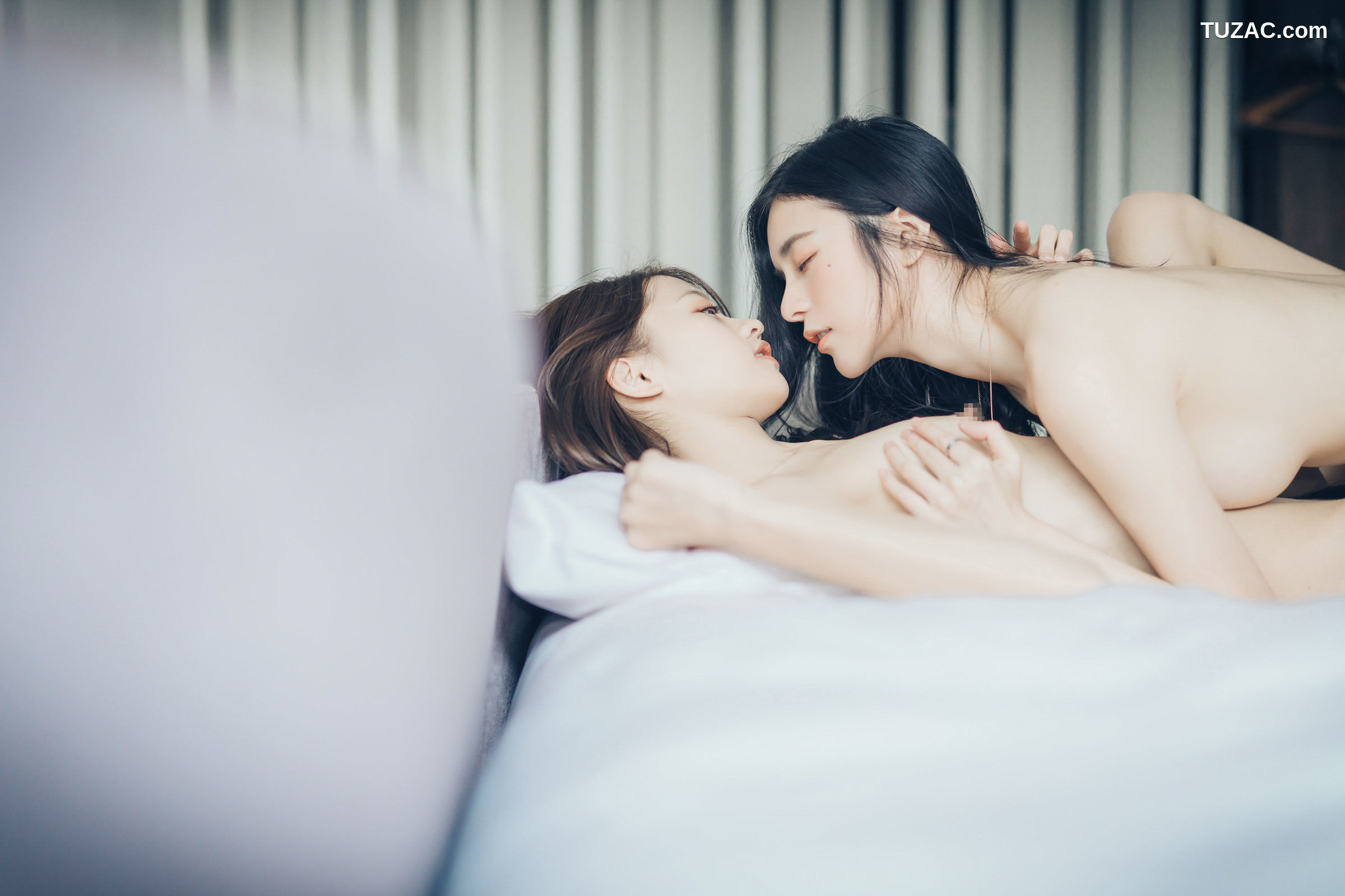 JVID-妍妍-辰辰-好色萝莉和巨乳御姐-百合开发初体验-2021.08.06