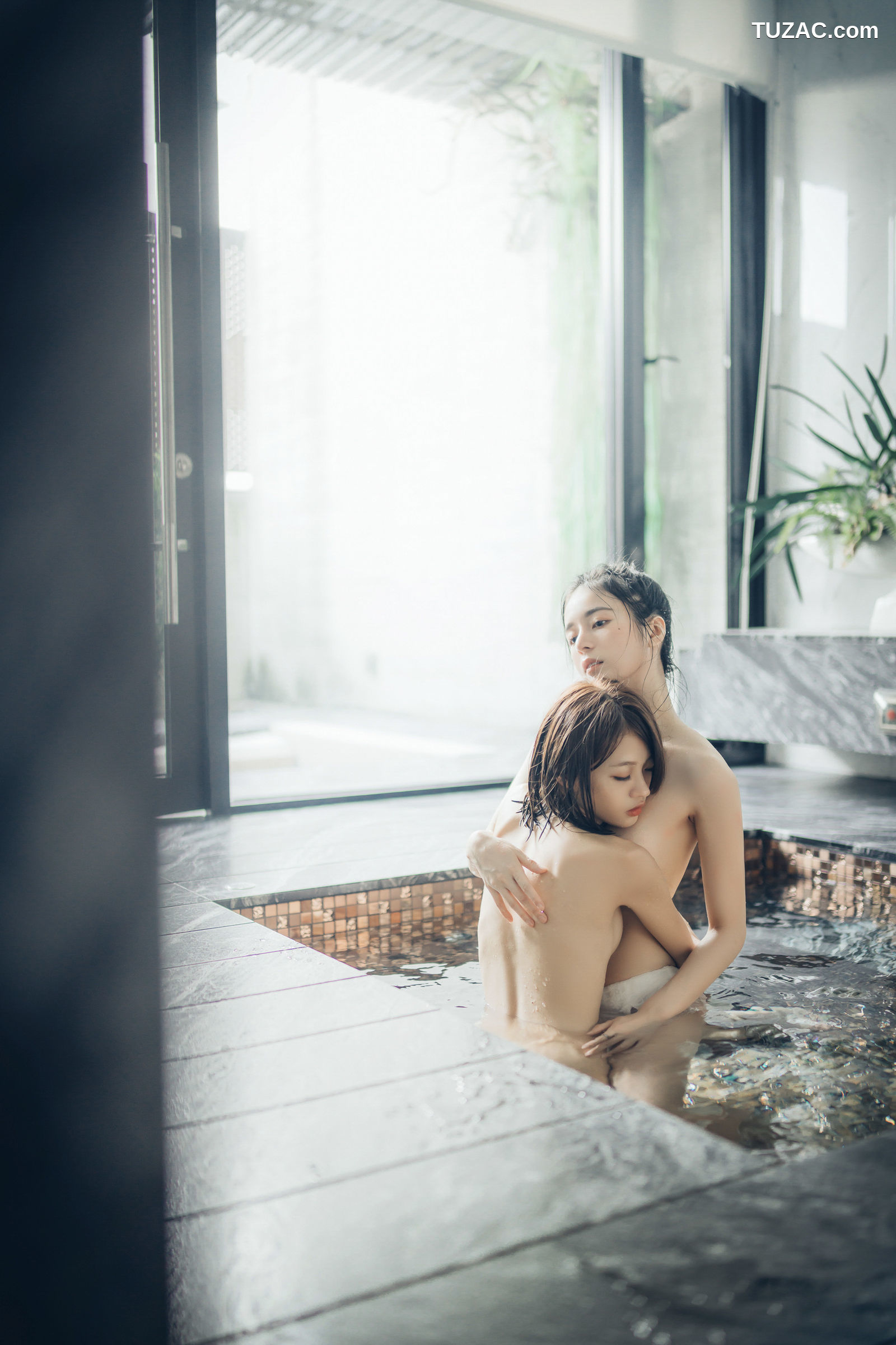 JVID-妍妍-辰辰-好色萝莉和巨乳御姐-百合开发初体验-2021.08.06