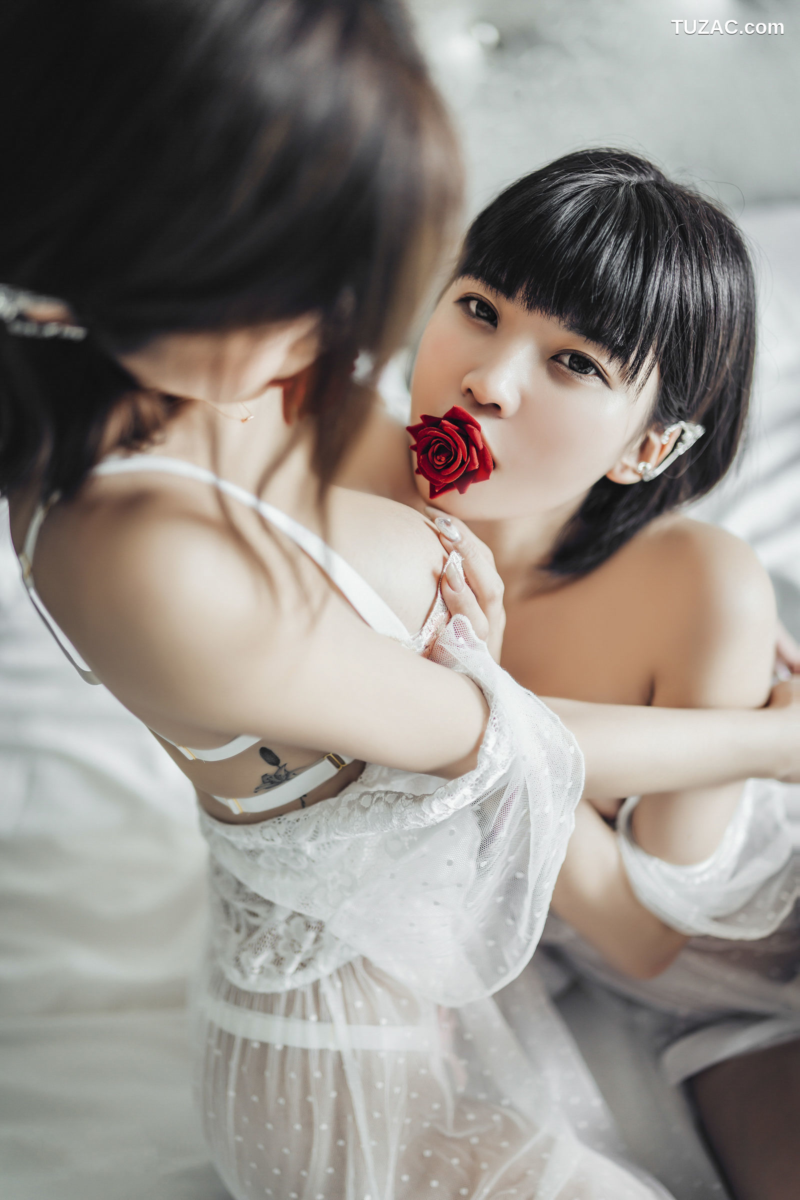 JVID-果宝宝-双全裸无码-女女情欲初尝试-美少女们的第一次