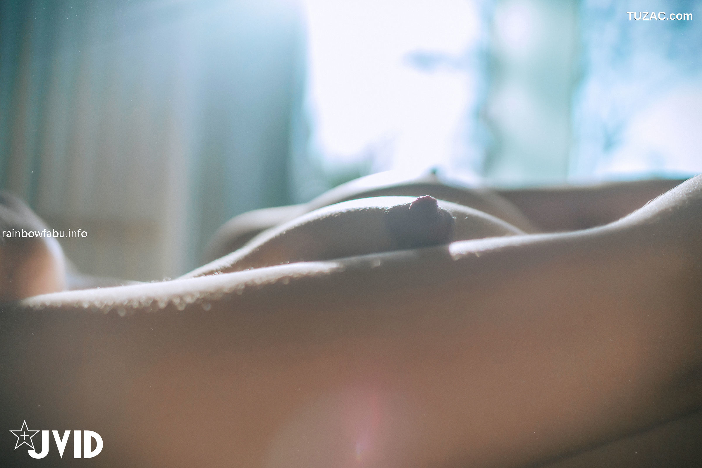 JVID-果寶寶-未曾谋面的网恋小女友