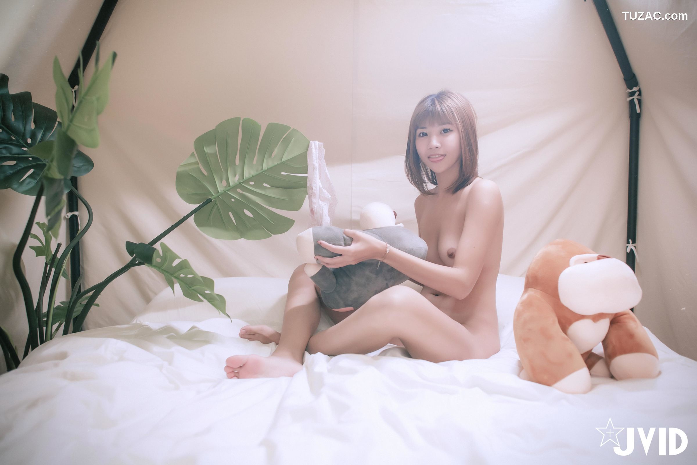 JVID-果寶寶-野外求生训练营-帐篷里的春天