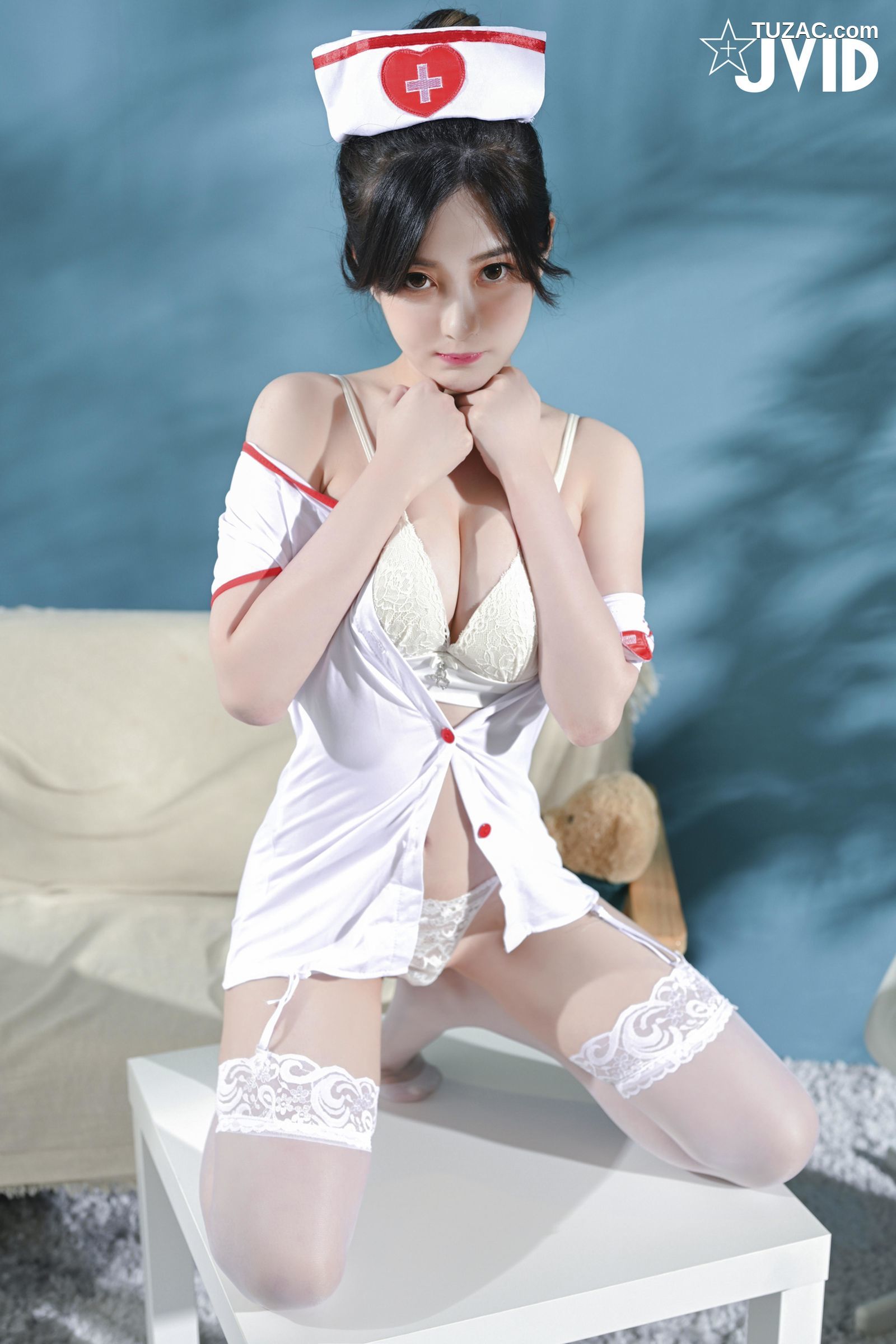 JVID-璃奈酱-极品学生妹-性感护士-No.555-556