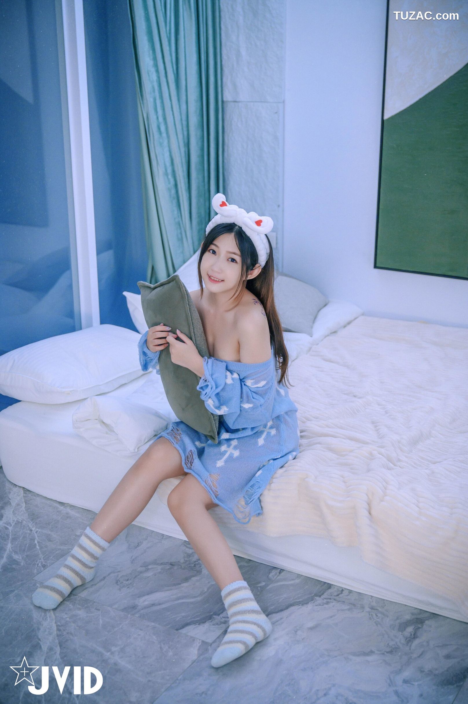 JVID-肉包Mini-首次极品映入眼帘-首次大开双腿-No.577-2021.10.20