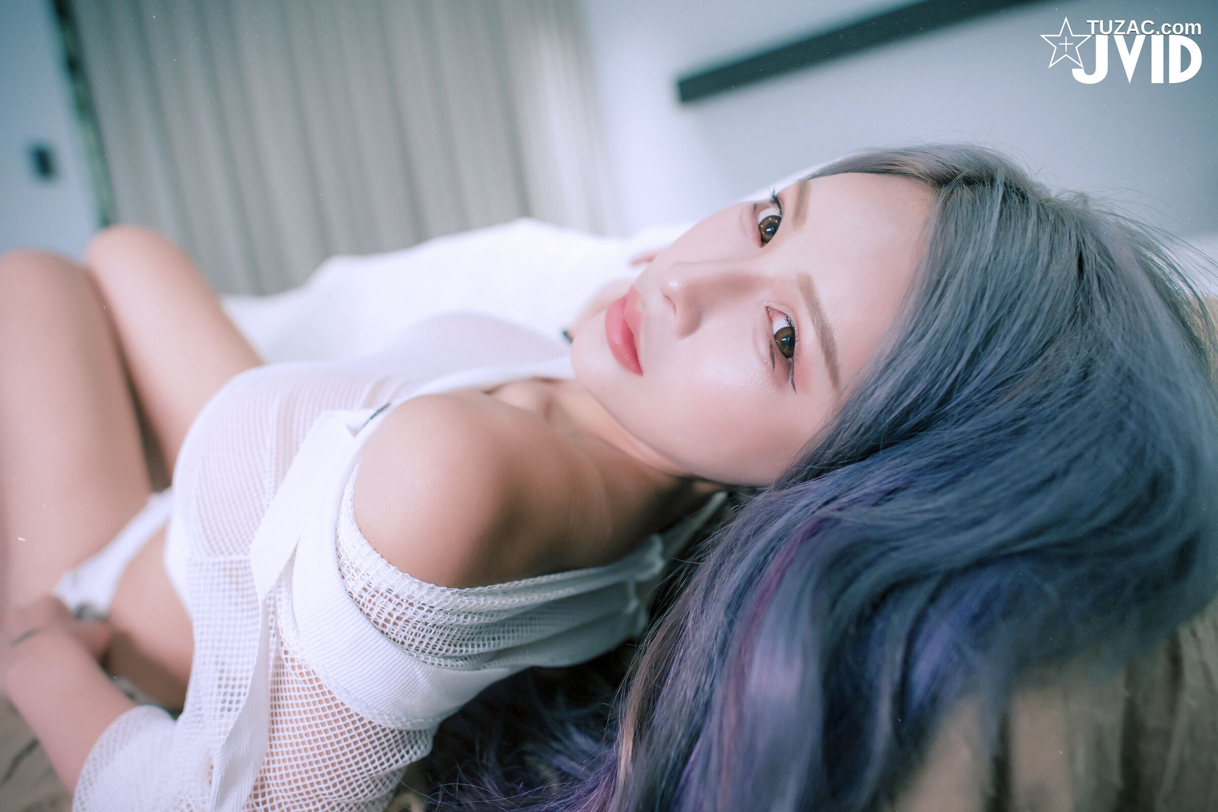 JVID-艾妃-神級美巨乳艾妃的情慾之夜-首次雙人情慾大尺-騎乘式解鎖
