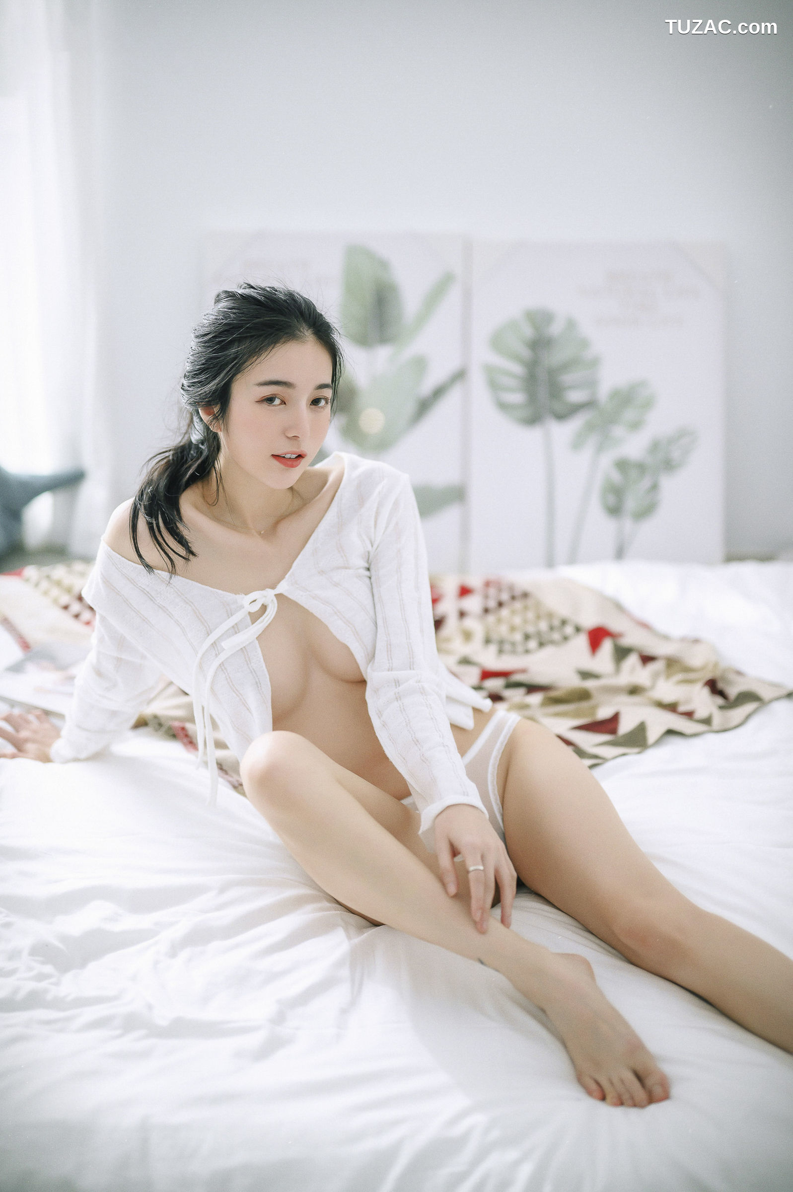 JVID-辰辰-仙女下凡玩游戏输了成为任你使唤让你舒服的一日女友-2022.01.06