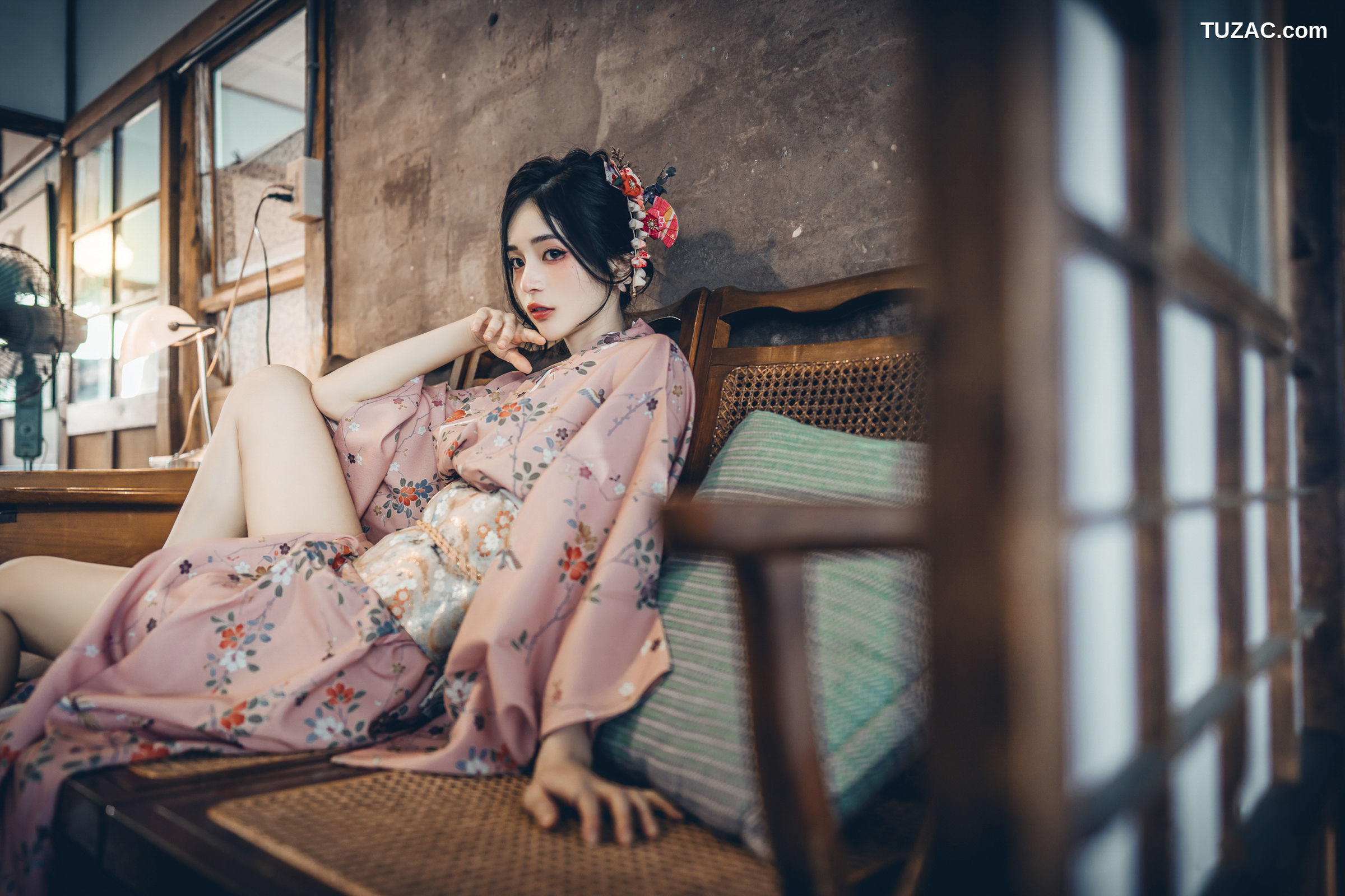 JVID-辰辰-最大限定尺度实体写真电子版-2022.09.25