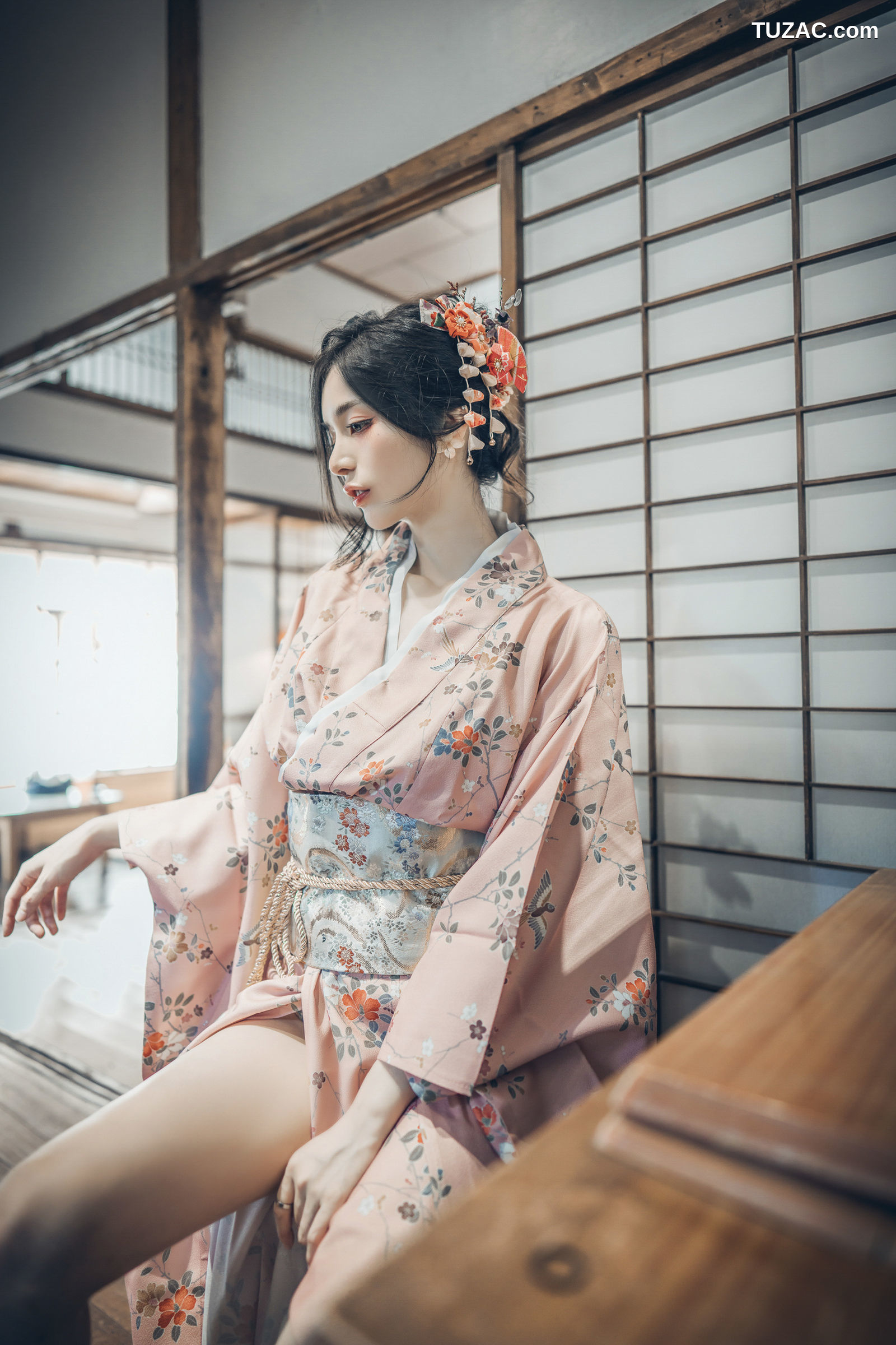 JVID-辰辰-最大限定尺度实体写真电子版-2022.09.25