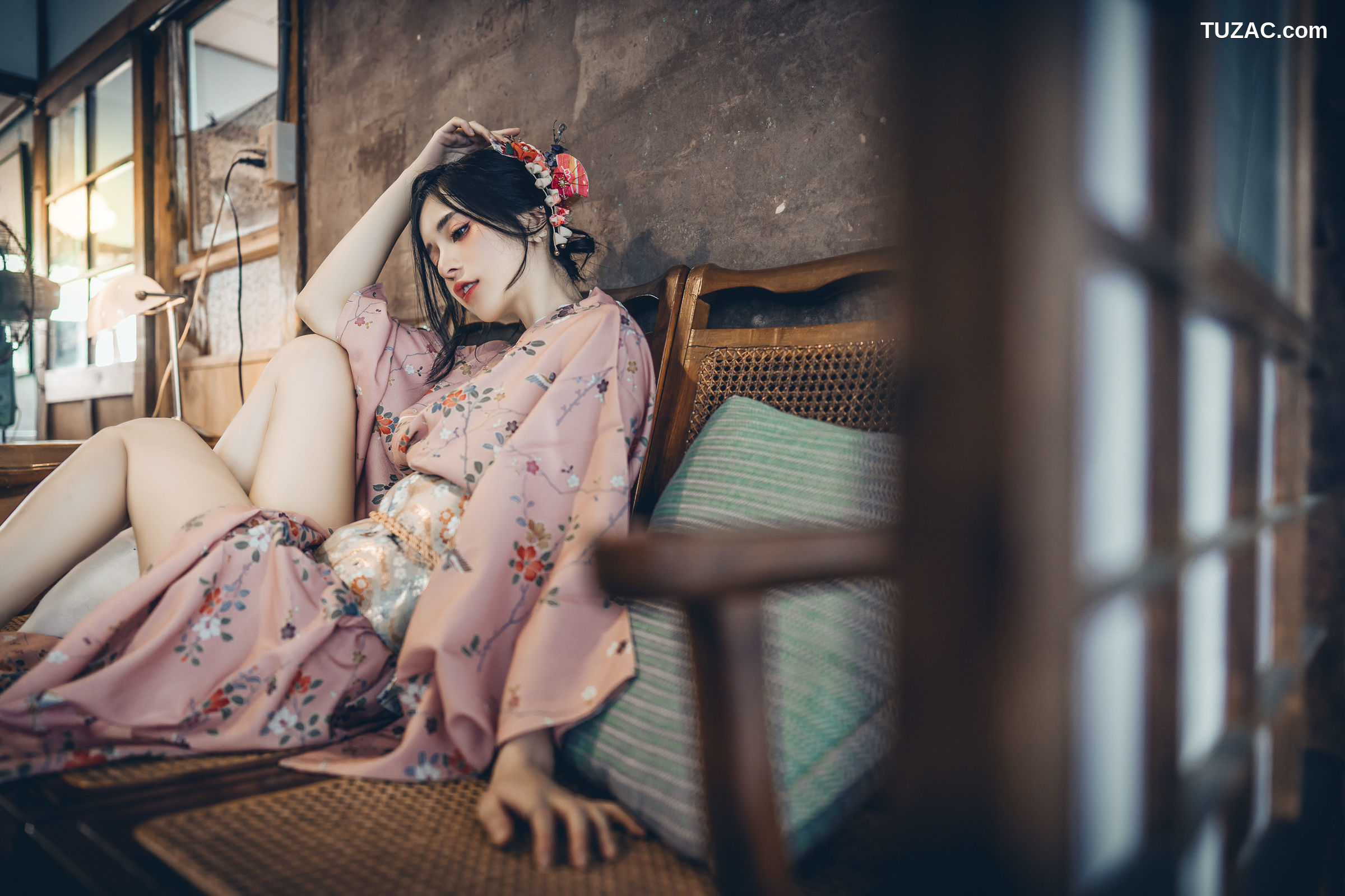 JVID-辰辰-最大限定尺度实体写真电子版-2022.09.25