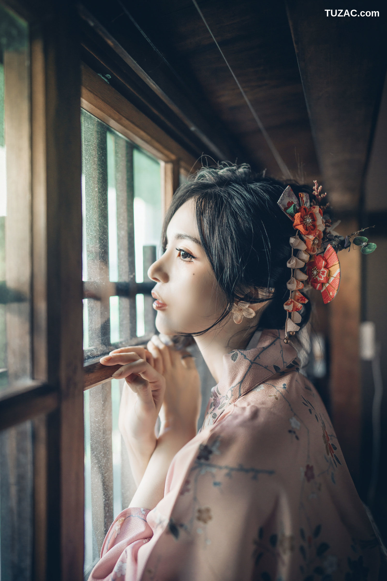 JVID-辰辰-最大限定尺度实体写真电子版-2022.09.25