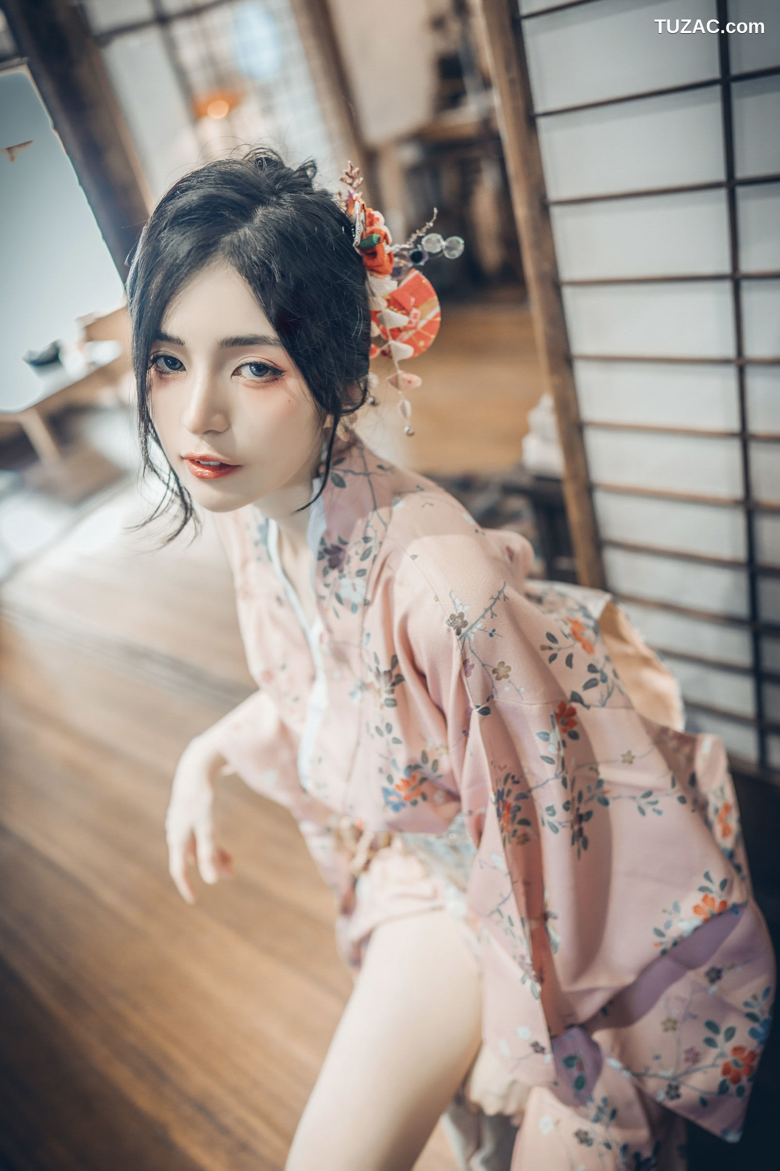 JVID-辰辰-最大限定尺度实体写真电子版-2022.09.25