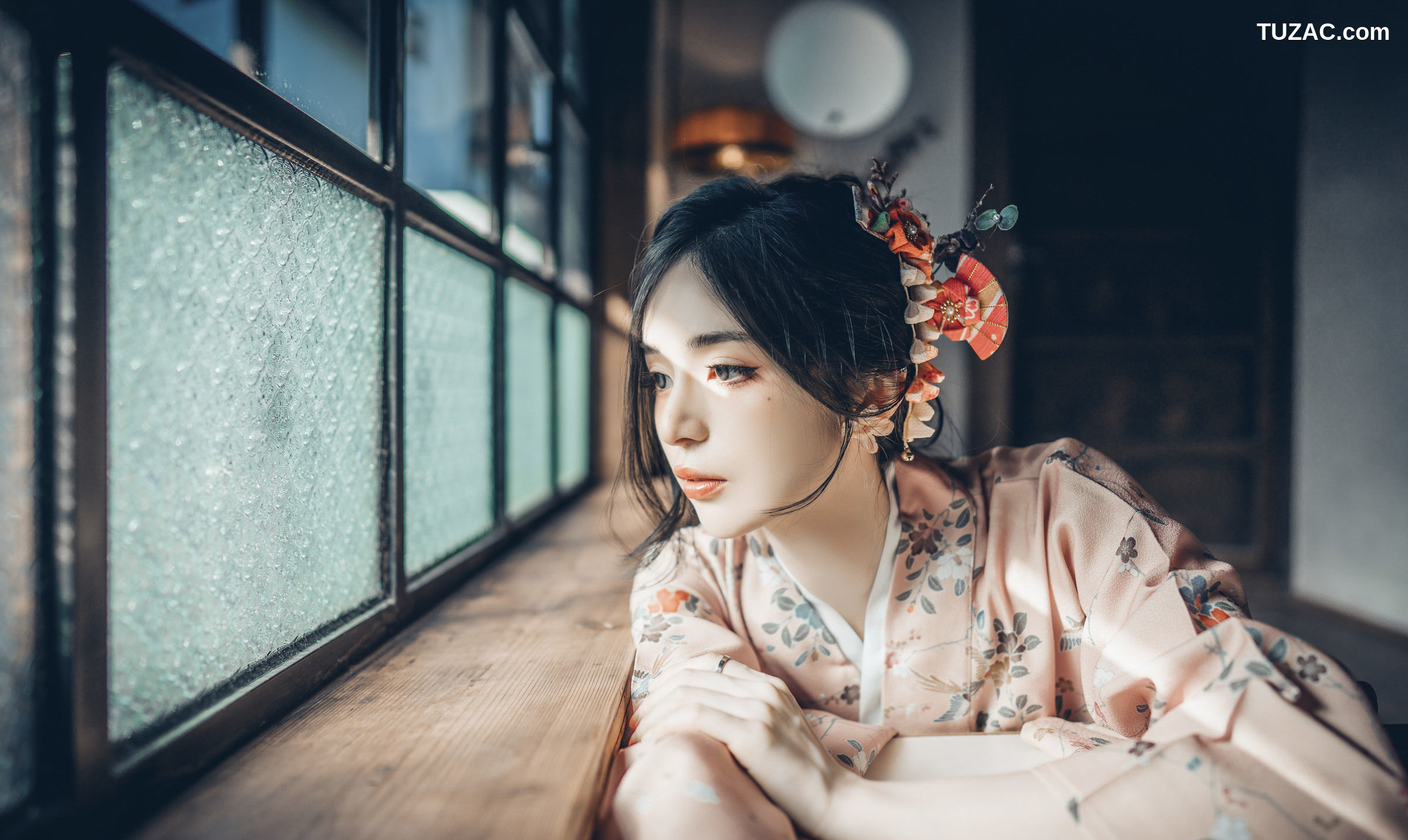 JVID-辰辰-最大限定尺度实体写真电子版-2022.09.25