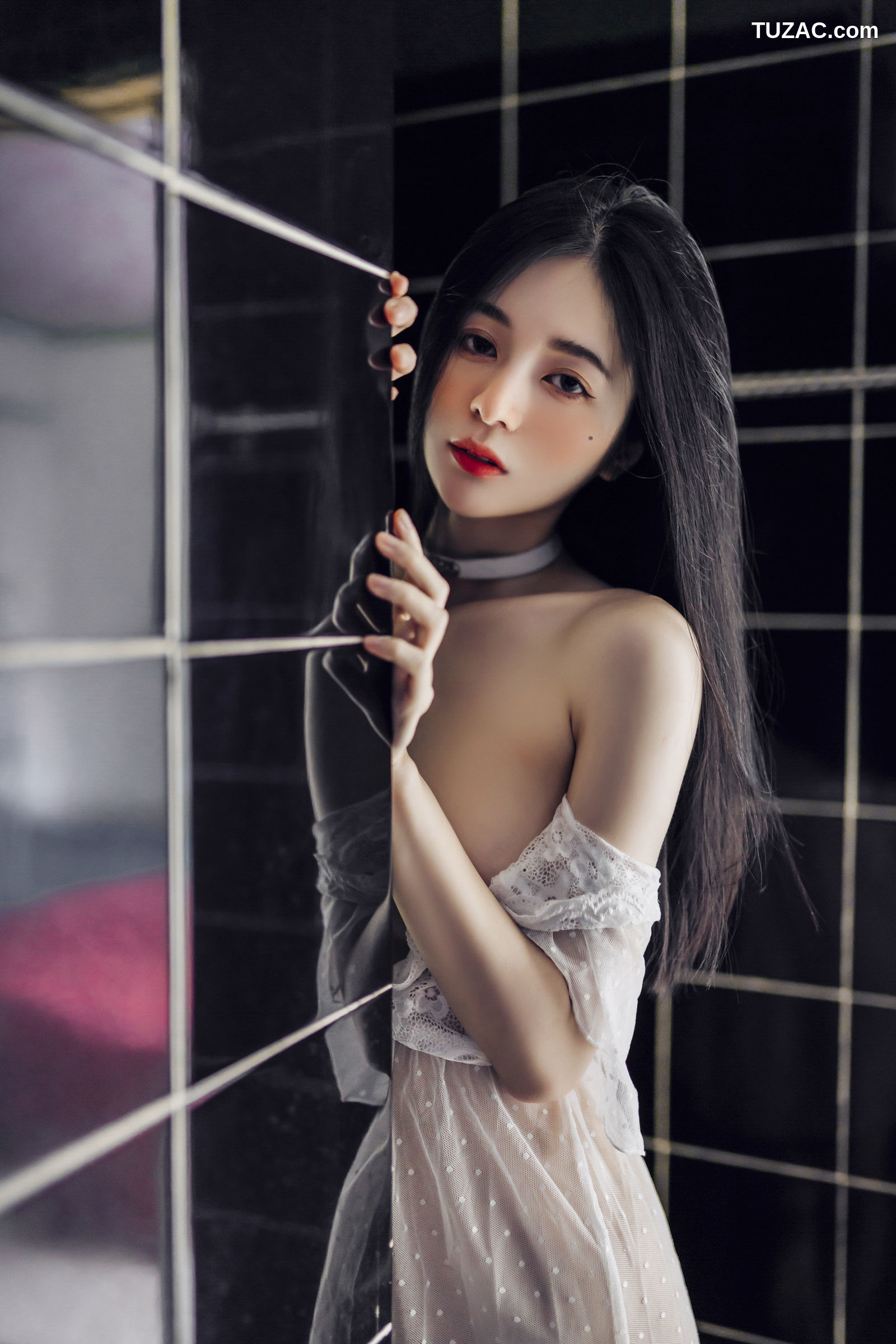 JVID-辰辰-爆炸性感女友系-久違單人寫真-全裸拍攝加六套服裝-2022.06.22