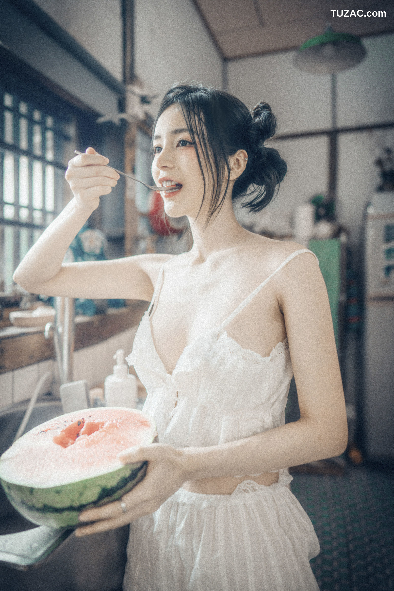 JVID-辰辰-生日最大尺度呈现-实体写真电子版-2022.08.16
