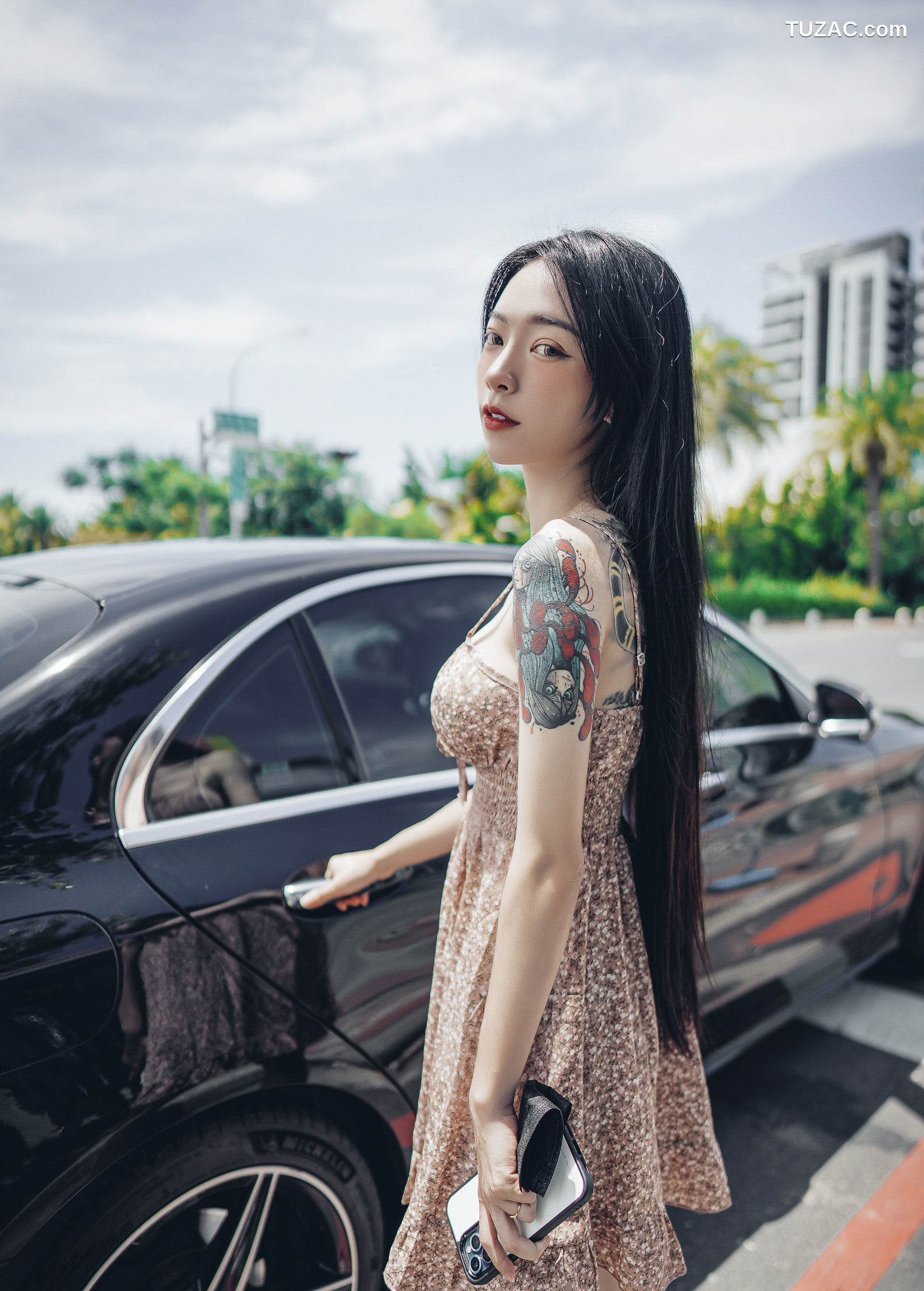 JVID-辰辰-飄飄-情色国王游戏-国王视角-讓兩位女神服侍-誰才是國王-2022.06.03