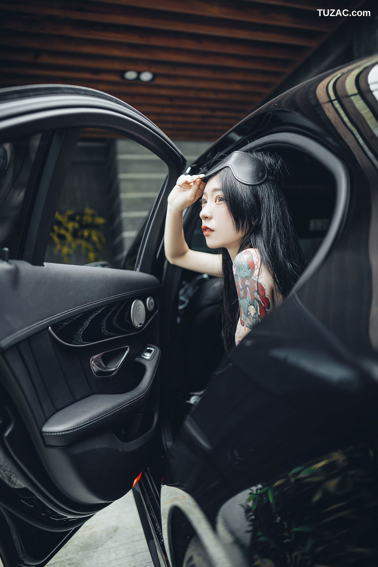 JVID-辰辰-飄飄-情色国王游戏-国王视角-讓兩位女神服侍-誰才是國王-2022.06.03