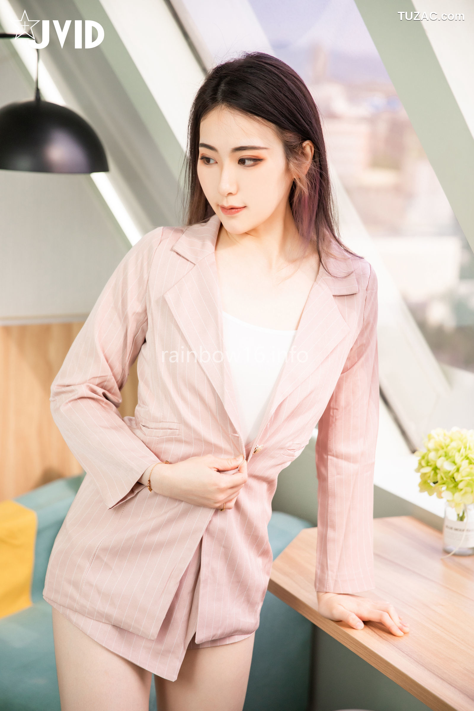 JVID-阿黎-公司新來的霸气女业务-watermark