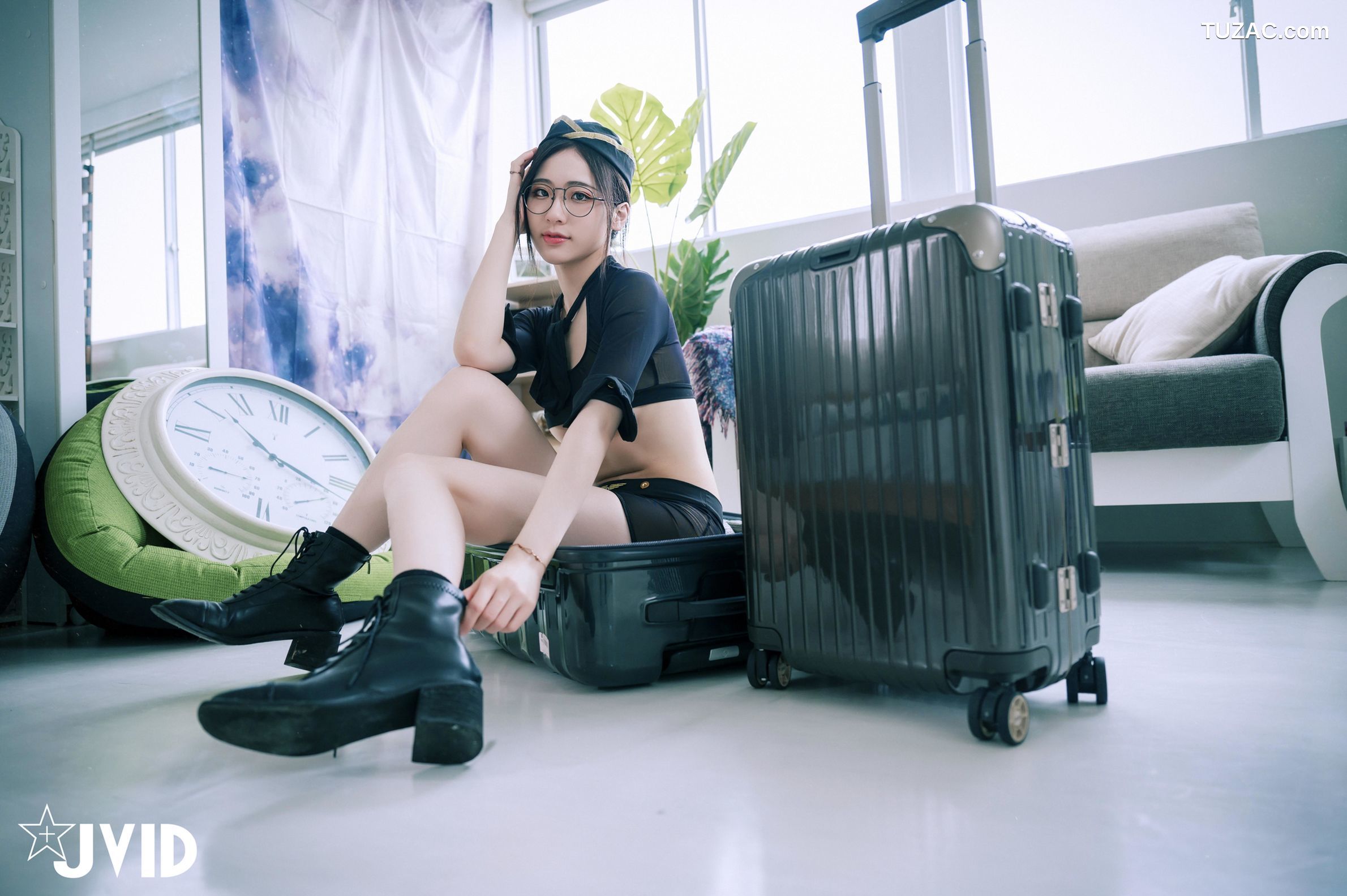 JVID-阿黎-性感暗黑空姐