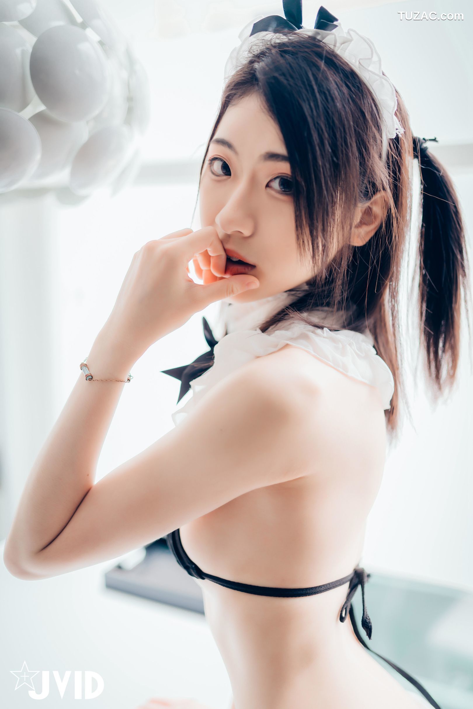 JVID-阿黎-超甜美女仆降临