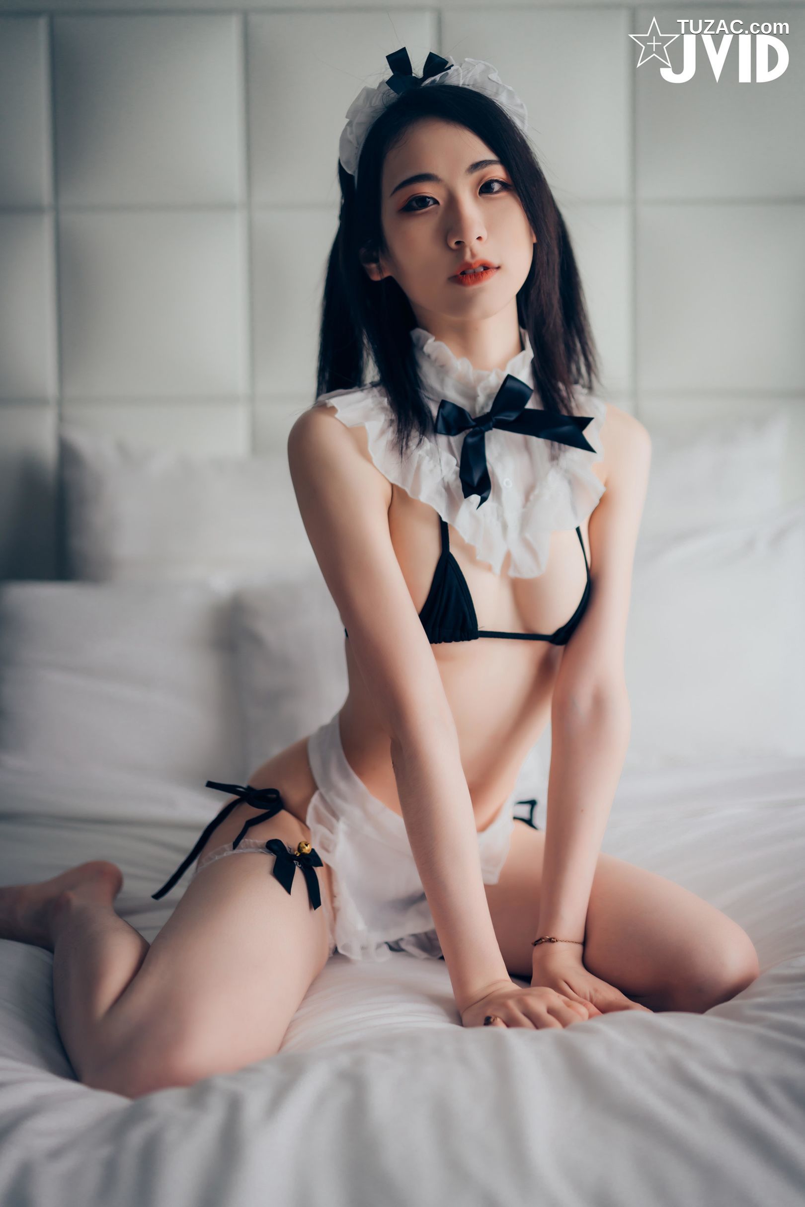 JVID-阿黎-超甜美女仆降临