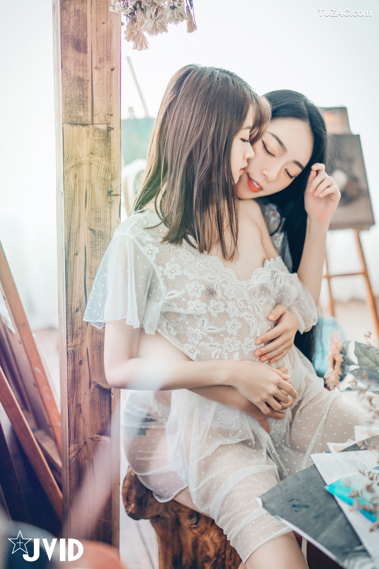 JVID-飘飘-妍妍-百合花神の美少女-最色色嘗試-辰辰特別客串！色色最大突破-2022.05.01