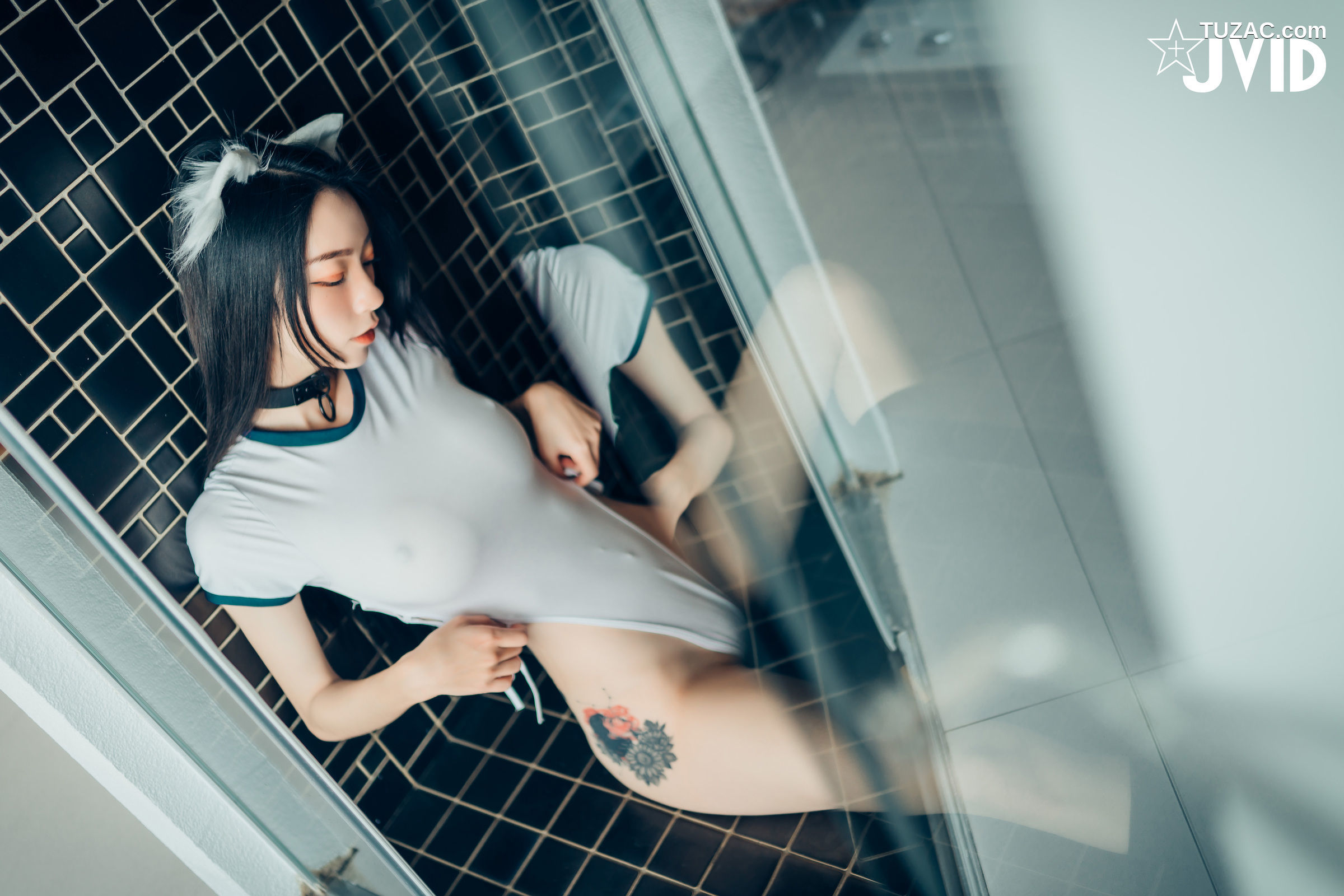 JVID-飘飘-猫娘女友-全真空死库水女仆-足控-激凸透点-2021.02.22