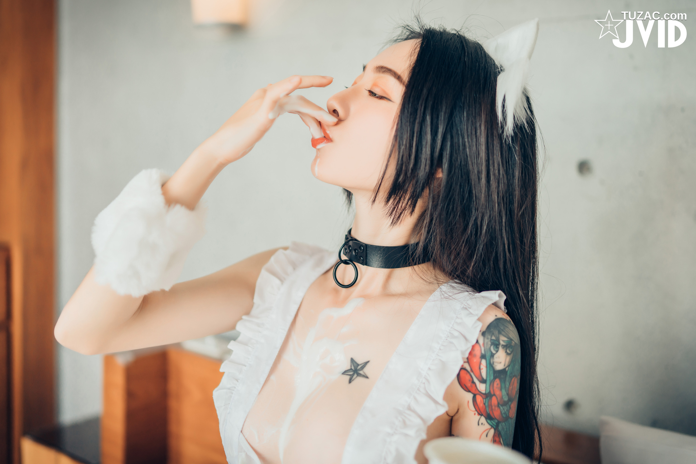 JVID-飘飘-猫娘女友-全真空死库水女仆-足控-激凸透点-2021.02.22