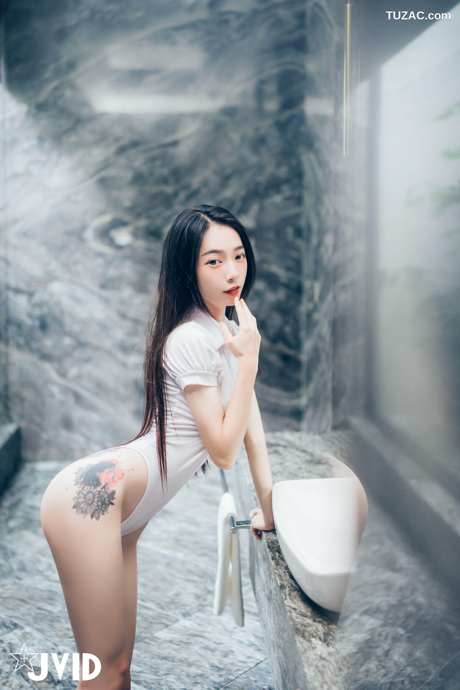 JVID-飘飘-百变女神-学生服-死库水-情趣内衣-性感睡衣-2021.08.18