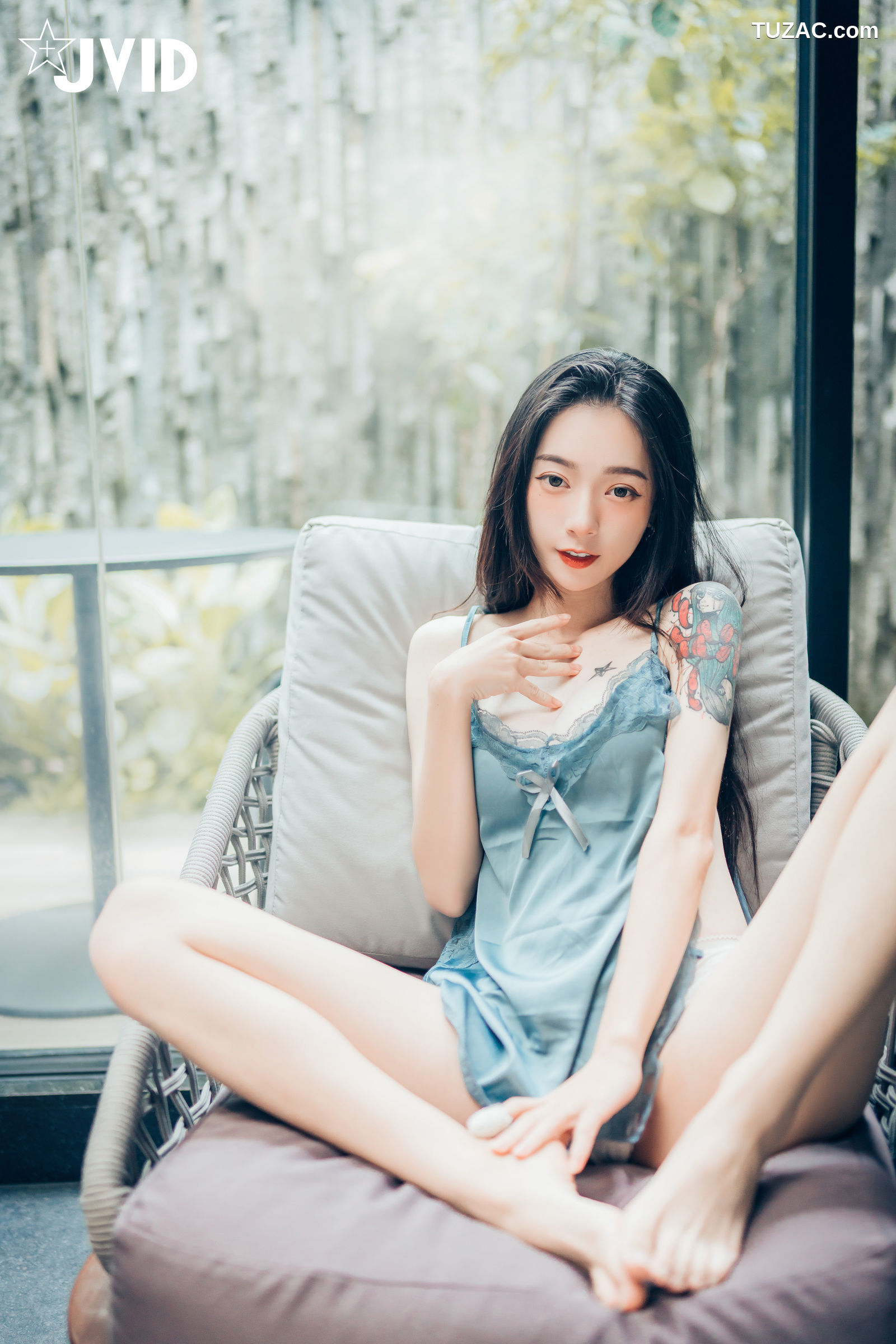 JVID-飘飘-百变女神-学生服-死库水-情趣内衣-性感睡衣-2021.08.18