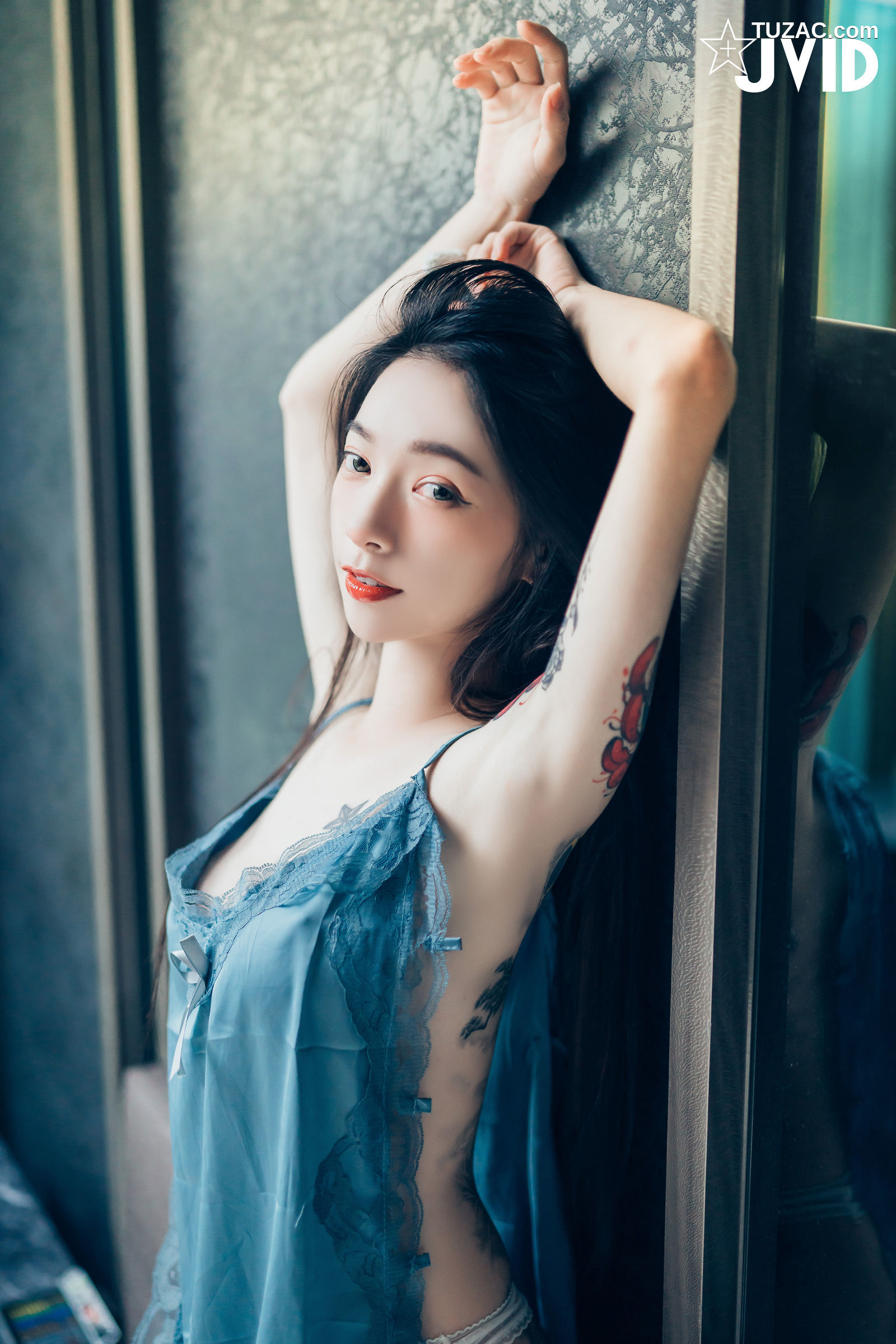 JVID-飘飘-百变女神-学生服-死库水-情趣内衣-性感睡衣-2021.08.18