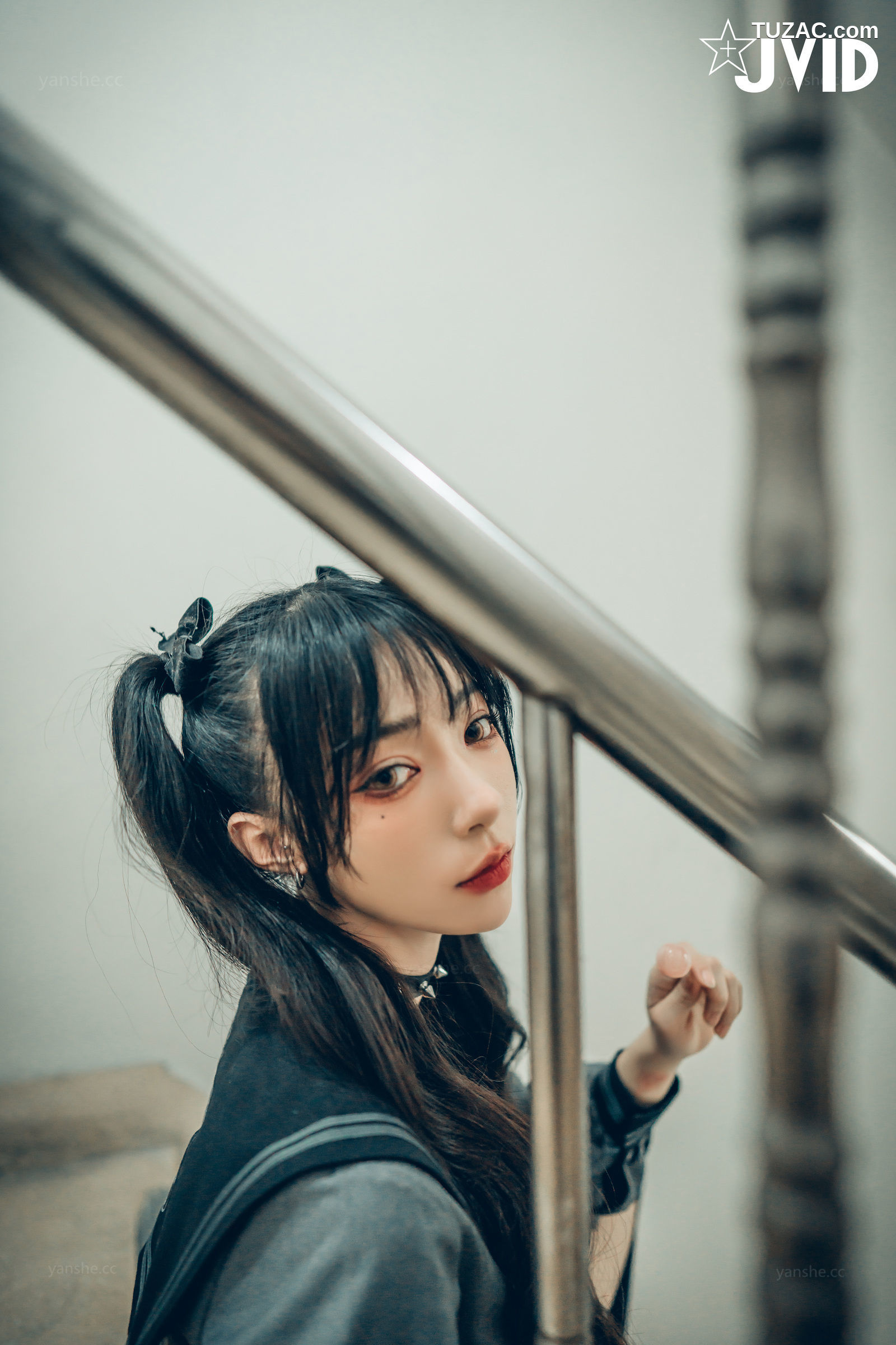 JVID-飘飘-色色妄想系列-校花也是大姐頭-2022.11.27