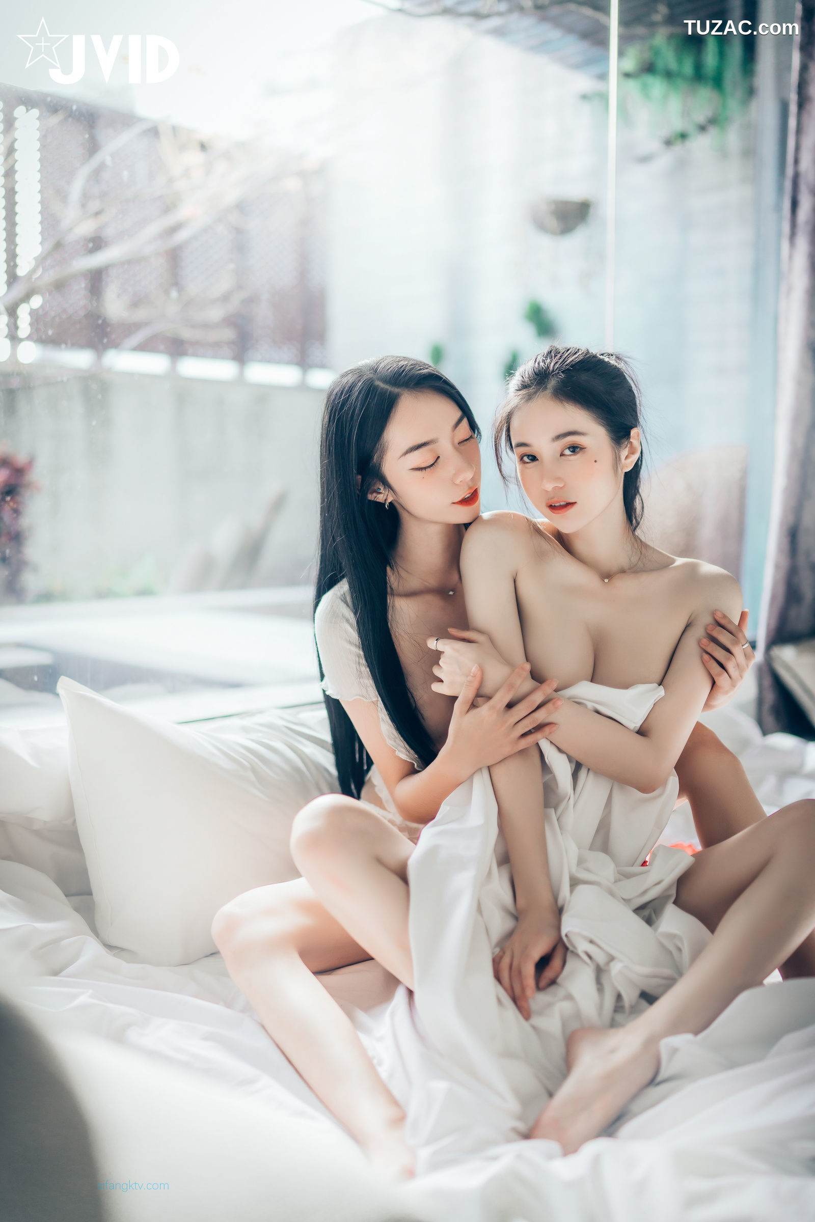 JVID-飘飘-辰辰-妍妍-仙仙女警-女神小偷-SS级女神们超性感呈现-超高颜值逆天组合-2022.01.28