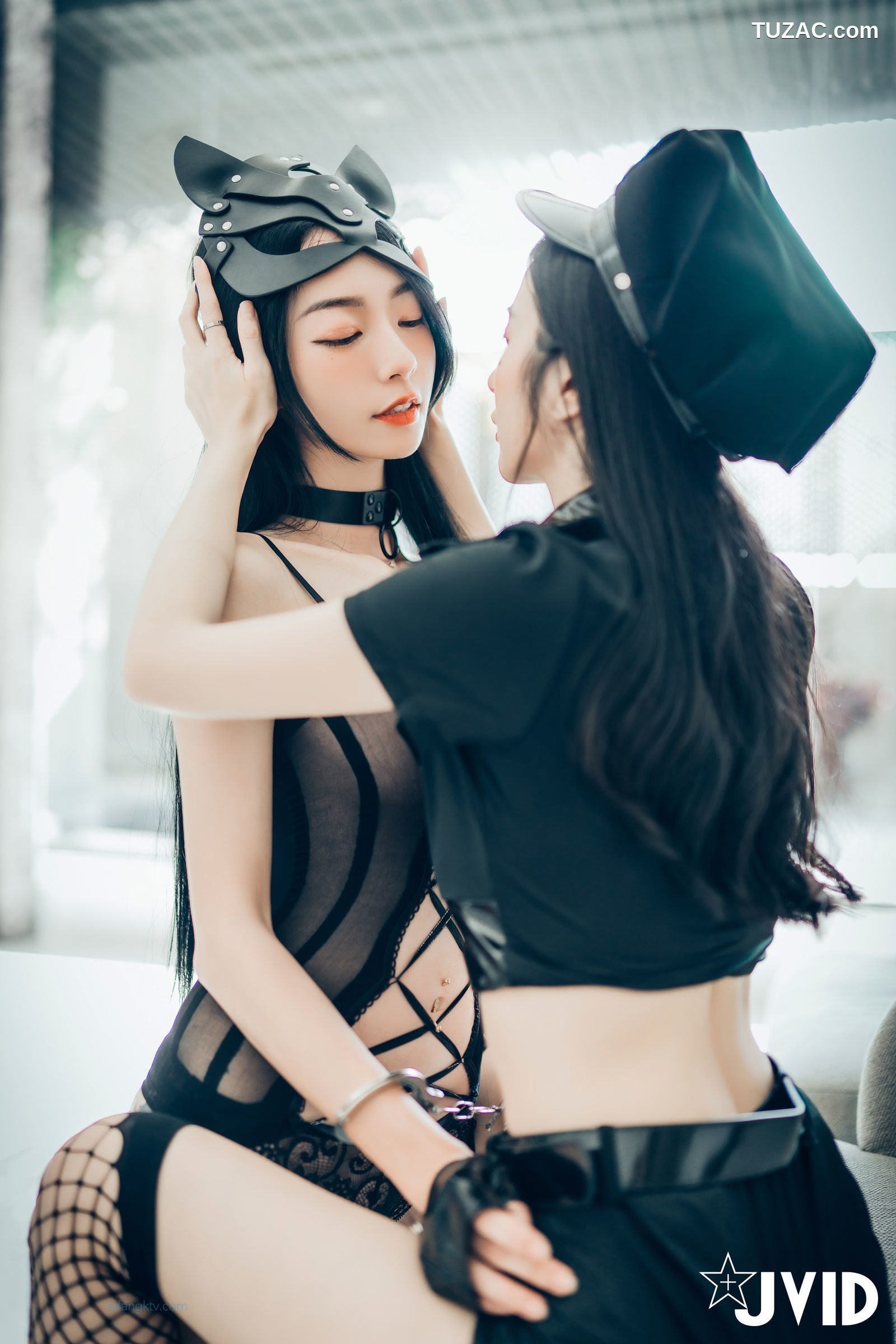 JVID-飘飘-辰辰-妍妍-仙仙女警-女神小偷-SS级女神们超性感呈现-超高颜值逆天组合-2022.01.28