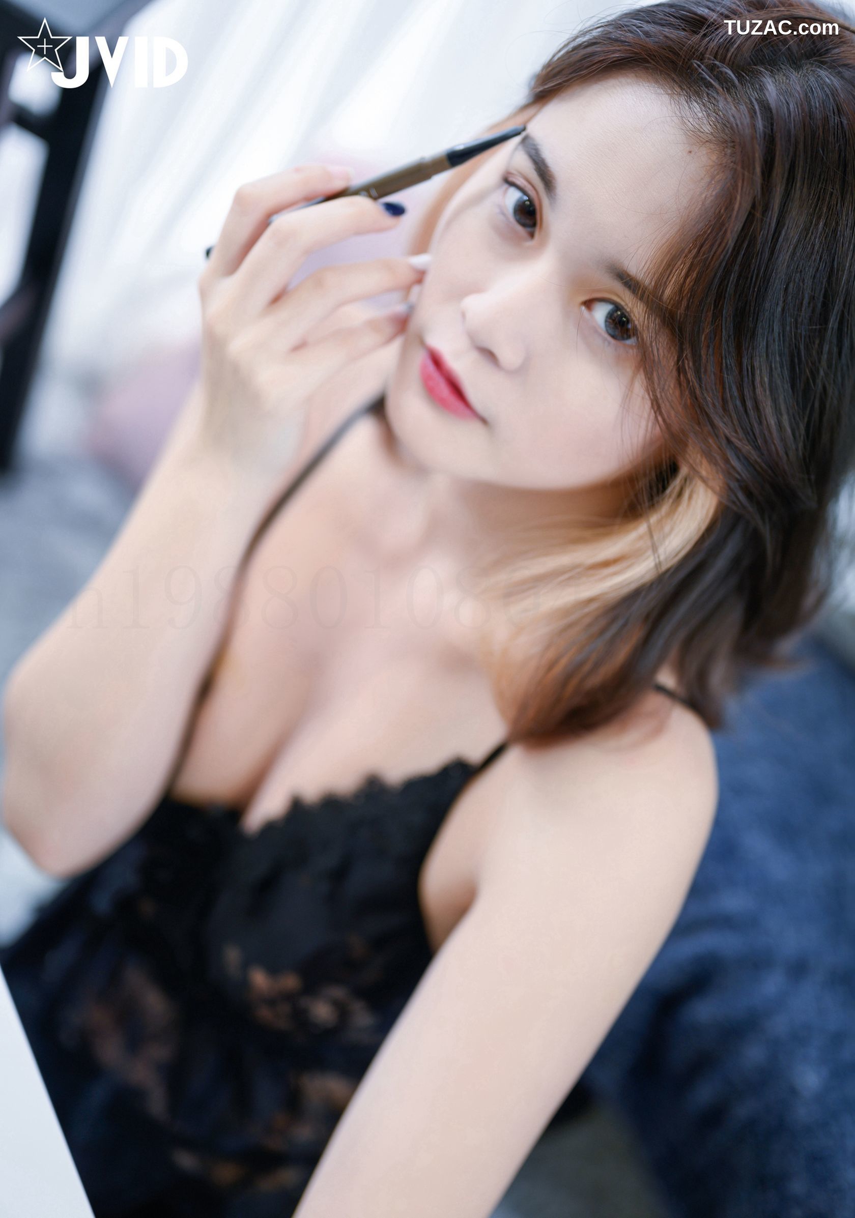 JVID-黎妍-彩妝師的假期-2021.06.13