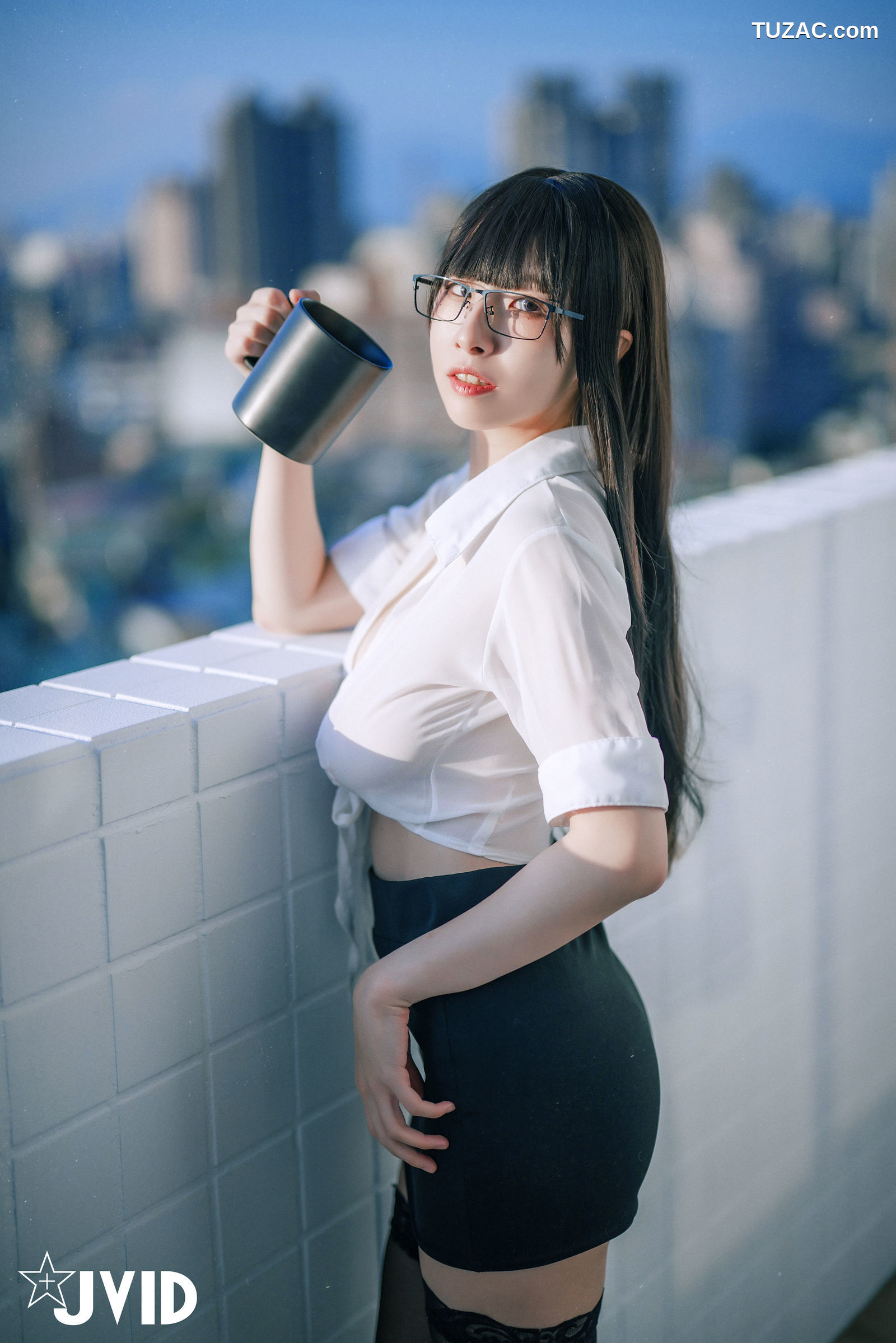 JVID-黎菲儿-超完美巨乳-色色的女同事加班时の脱衣诱惑-2022.11.28