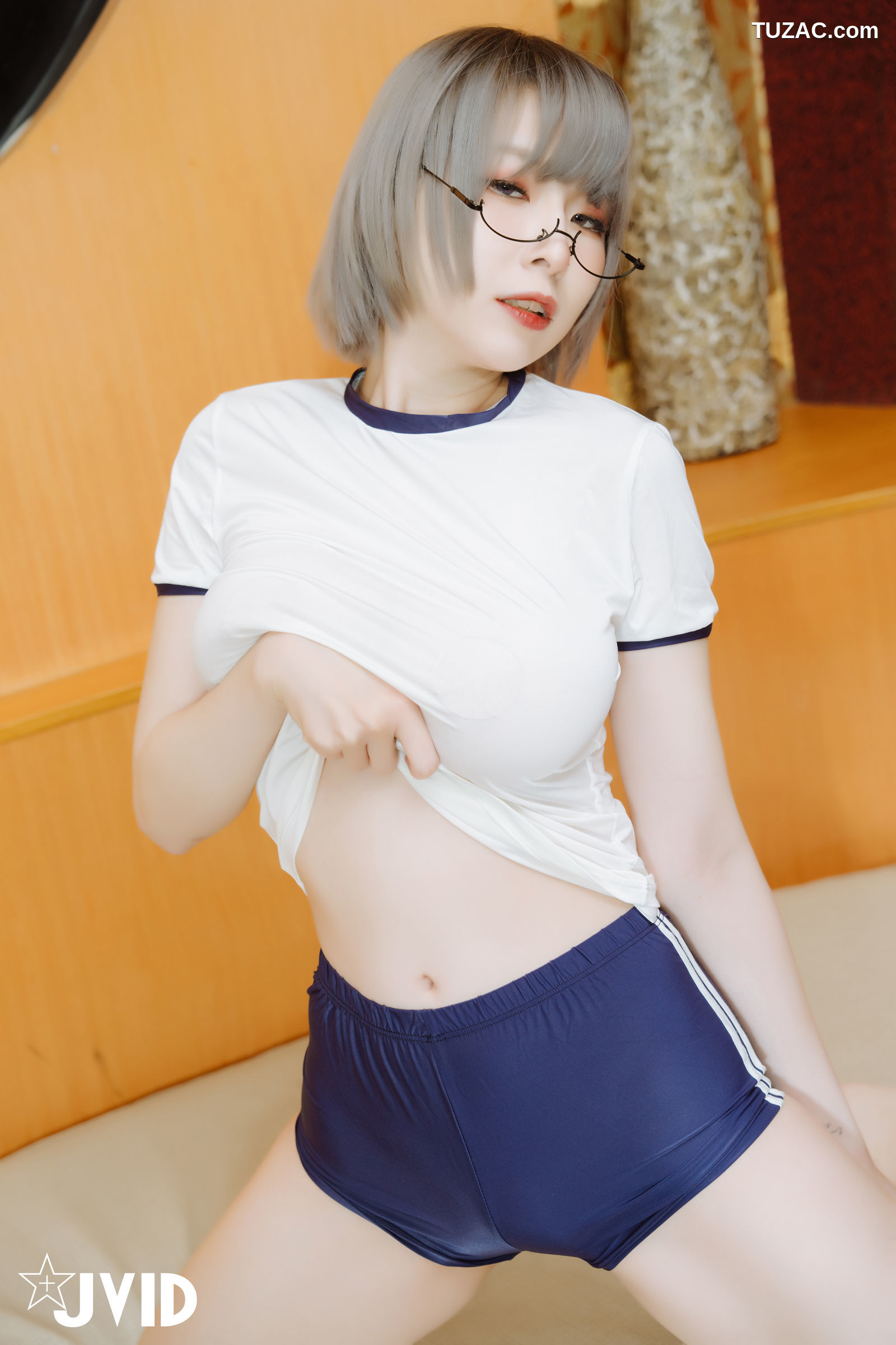 JVID-黎菲儿-黎葵司-双巨乳欧美日系两种风格一次拥有-2021.09.24