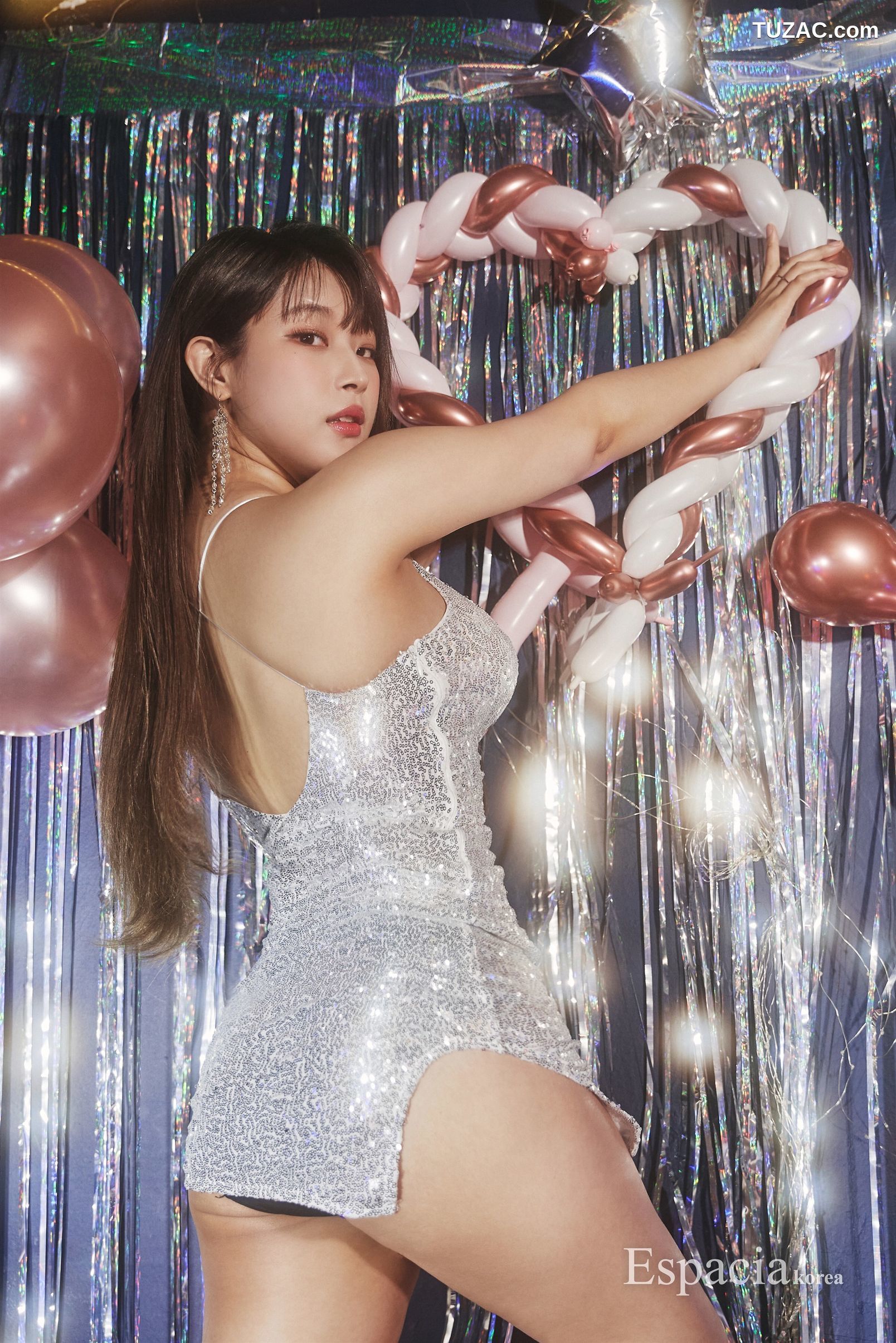 Kim-Gap-ju-김갑주-银色吊带短裙-ESP-028