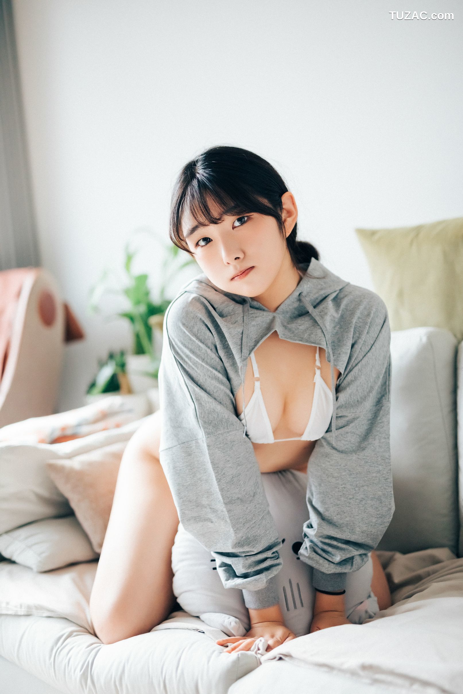 SonSon-손손-在家里的约会-无圣光-Date-at-home-Loozy