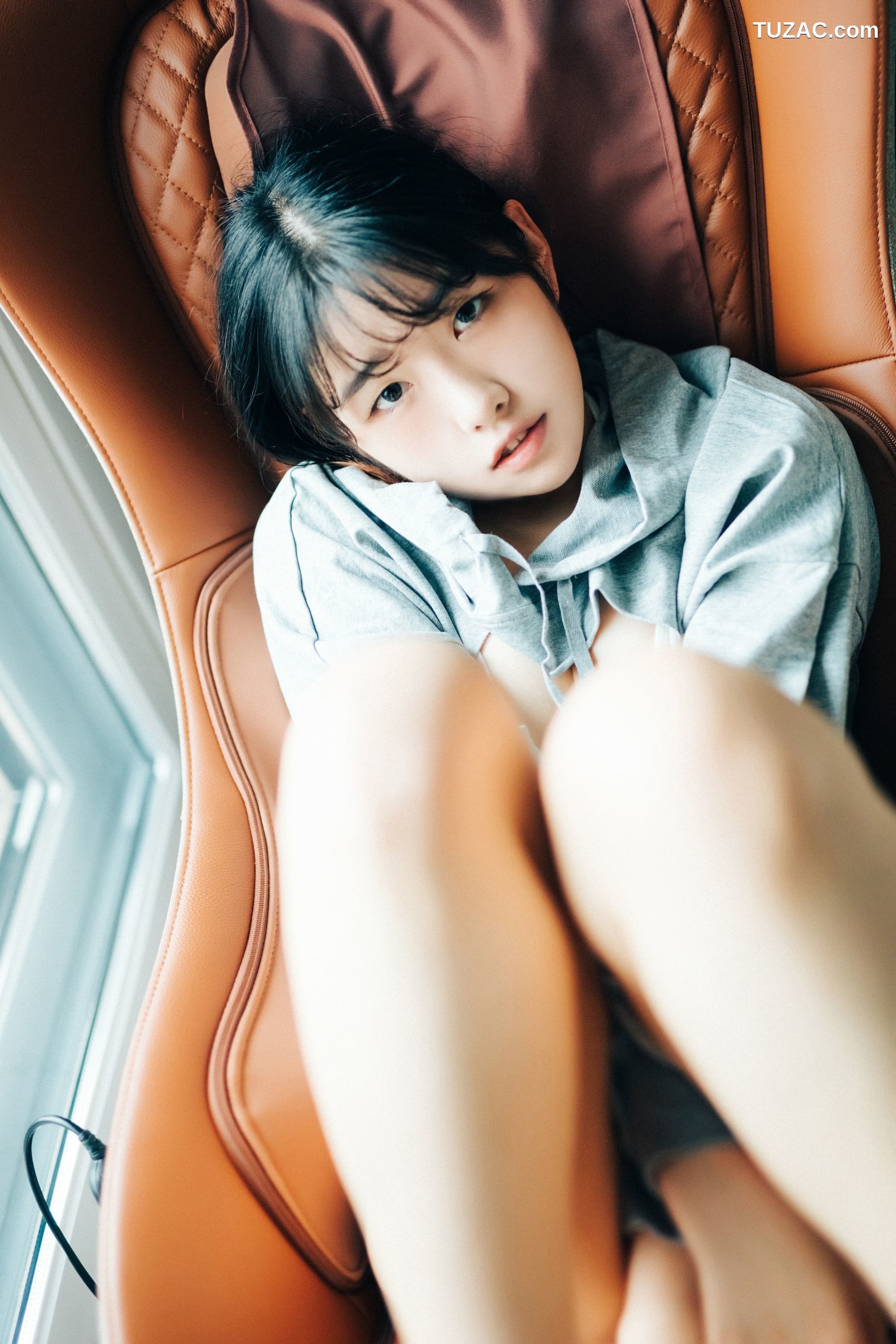 SonSon-손손-在家里的约会-无圣光-Date-at-home-Loozy